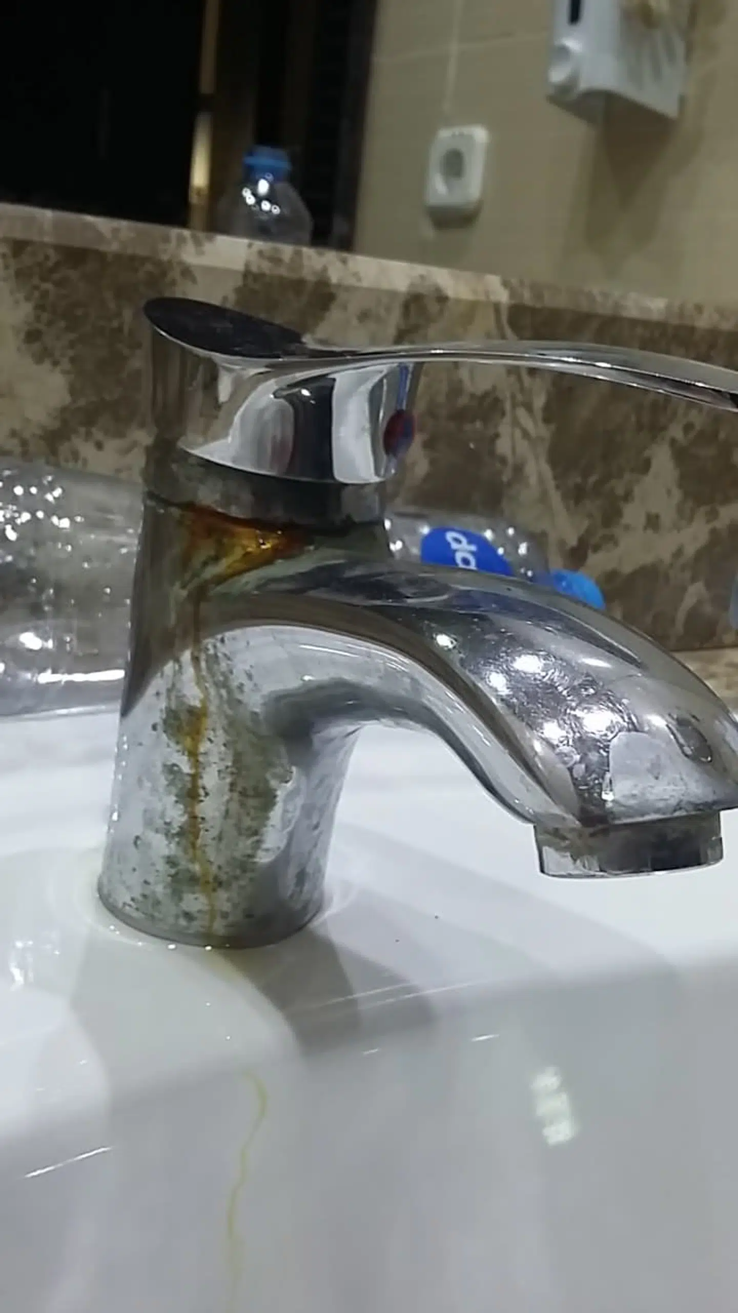 Jesper Jensen kalder forholdene på hotellet for uhygiejniske. Privatfoto