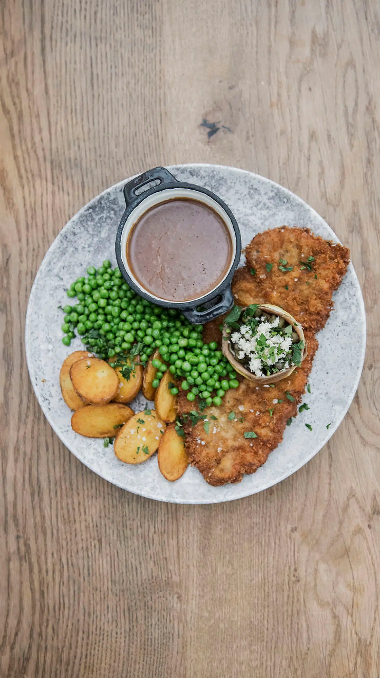 Bar Jacobsens Wienerschnitzel faldt ikke i god jord hos Berlingskes madanmelder.