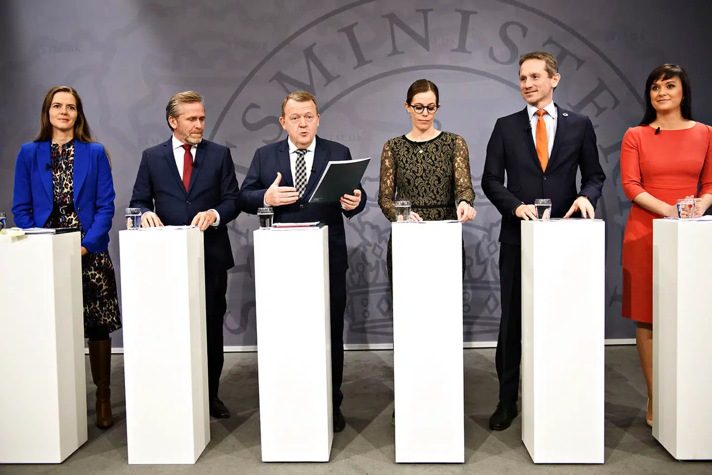 Hele seks ministre krævede det fremlægge forslaget til sundshedsreform: Sundhedsminister Ellen Trane Nørby (V), udenrigsminister Anders Samuelsen (LA), statsminister Lars Løkke Rasmussen (V), børne- og socialminister Mai Mercado (K), finansminister Kristian Jensen (V) og minister for offentlig innovation Sophie Løhde (V). Foto: Philip Davali/Ritzau Scanpix