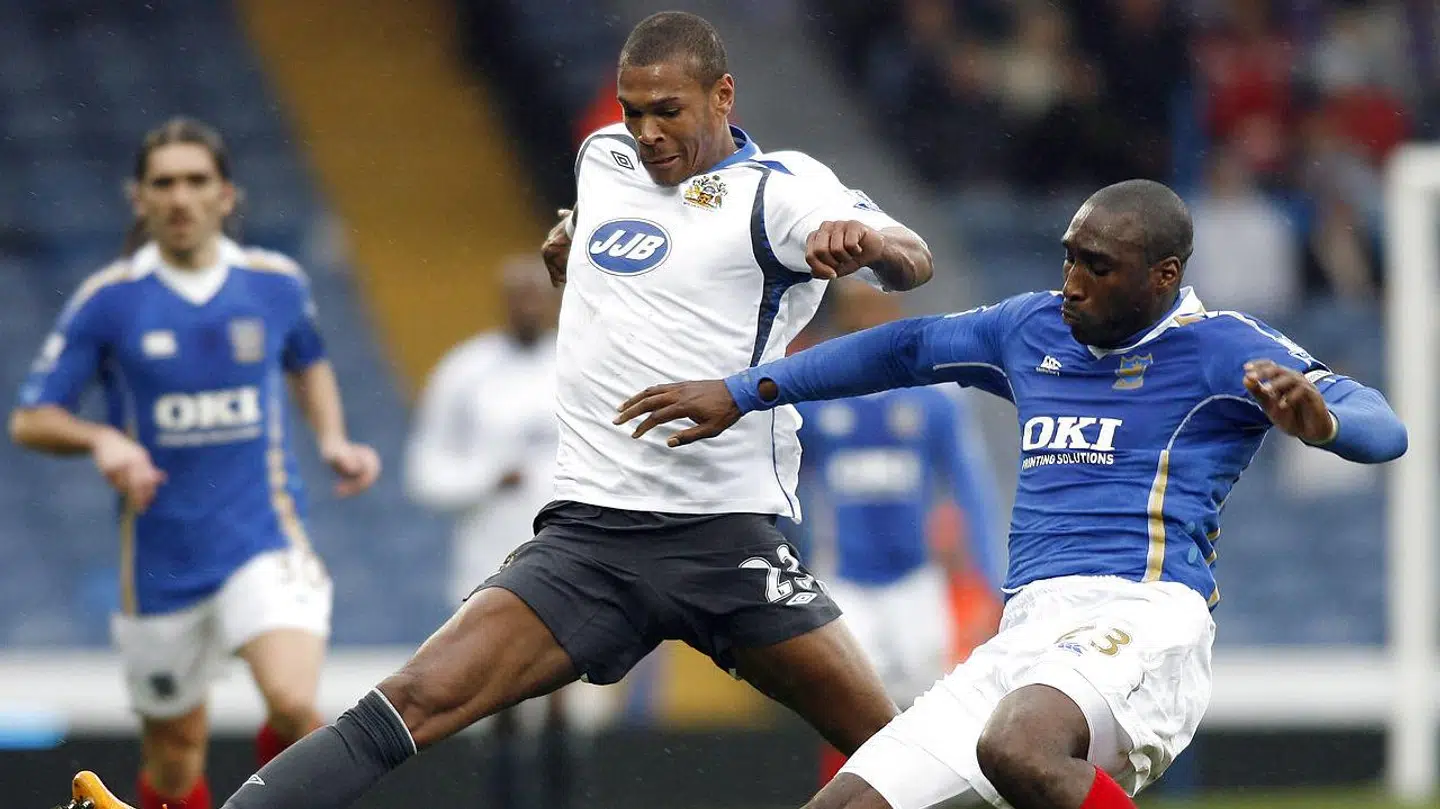 Marcus Bent (tv) tilbage i 2008, da han spillede for Wigan.