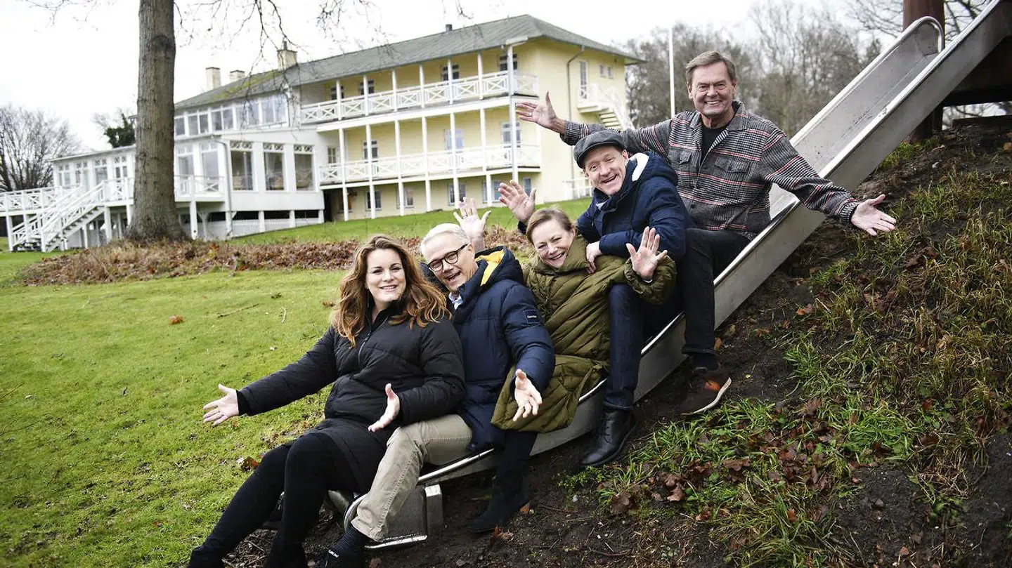 Her ses holdet bag Cirkusrevyen 2019: Lise Baastrup, Karsten Jansfort, Lisbet Dahl, Henrik Lykkegaard og Ulf Pilgaard.