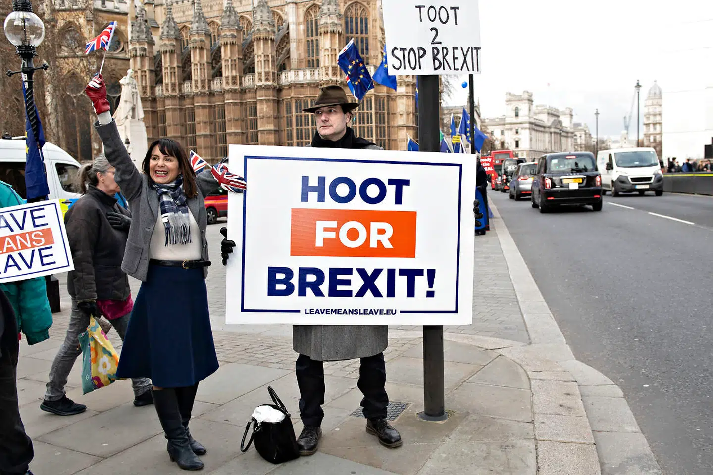 Der bliver dyttet en hel del foran det britiske parlament.