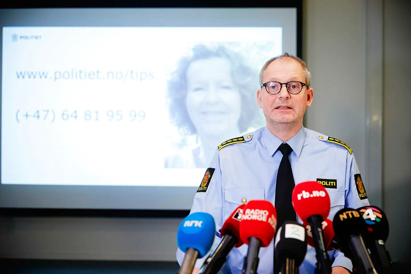 Pressen mødte talstærkt op, da politiet gik offentligt ud med kidnapningssagen.