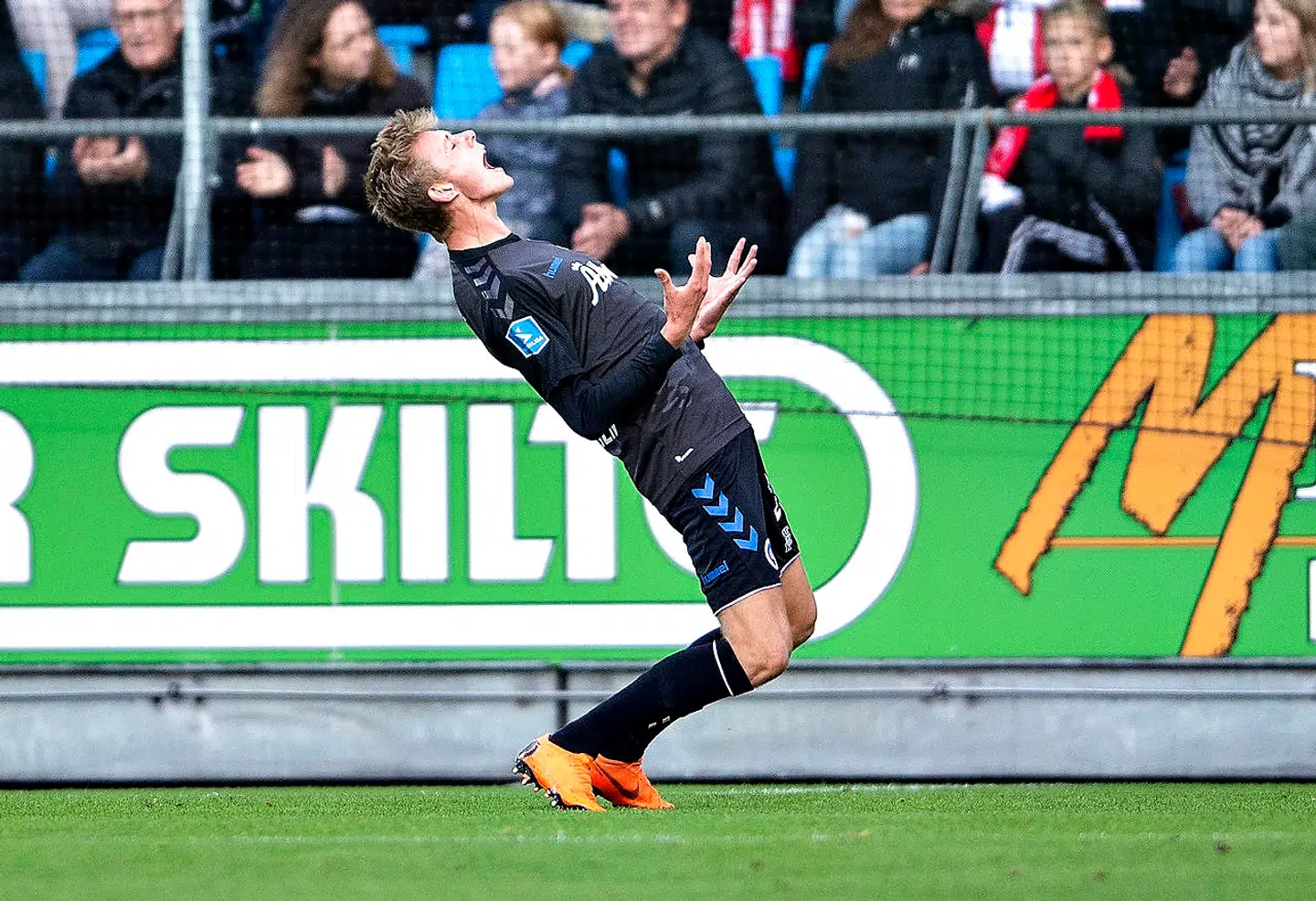 OB's Mathias Jørgensen efter en brændt chance i Superliga-kampen mellem Aab og OB på Aalborg Portland Park, søndag 30. september 2018.. (Foto: Henning Bagger/Ritzau Scanpix)