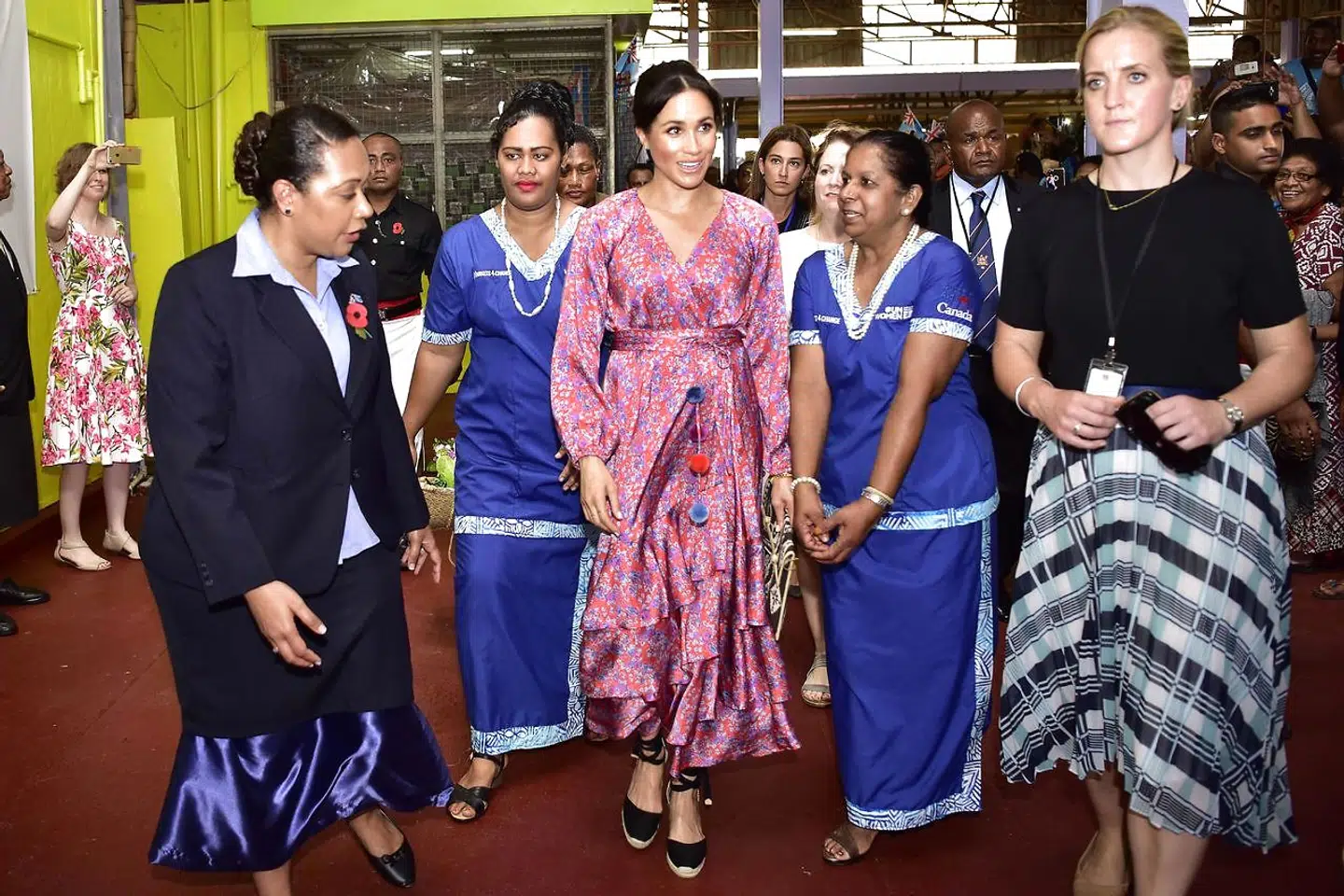 Meghan Markles bodyguard (th.) har sagt op efter under et år i jobbet.