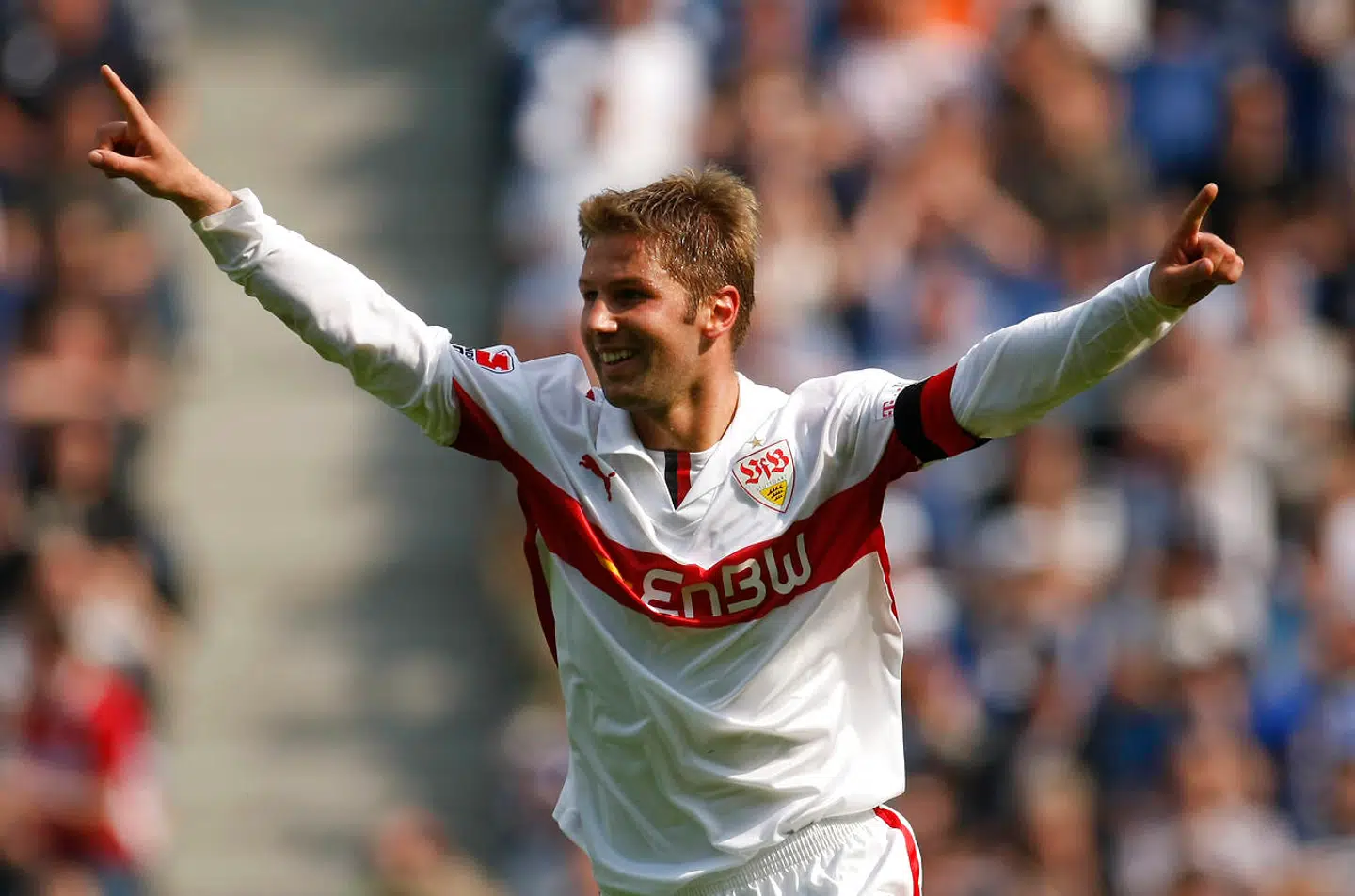 File photo of VfB Stuttgart's Thomas Hitzlsperger celebrating a goal against Arminia Bielefeld during the German Bundesliga soccer match in Bielefeld May 2, 2009. Former international midfielder Thomas Hitzlsperger has become one of the few high profile sportsmen, and the first well-known German footballer, to publicly reveal that he is gay, January 8, 2014. "I'm making my homosexuality public because I would like to advance the discussion of homosexuality among professional athletes, " he told Die Zeit in an interview to be published on Thursday. The 31-year-old, who retired in September, played 52 times for Germany between 2004 and 2010 and spent his club career at Aston Villa, VfB Stuttgart, Lazio, West Ham United, VfL Wolfsburg and Everton. REUTERS/Ina Fassbender (GERMANY - Tags: SPORT SOCCER)