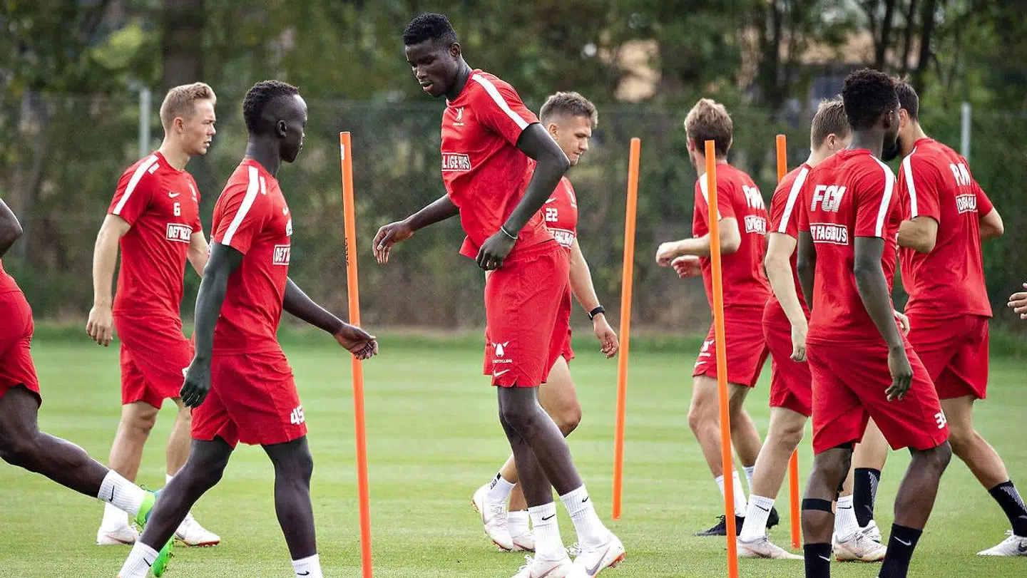 Paul Onuachu ved FCM-træning.