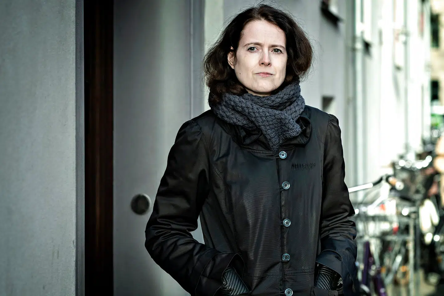 Susanne er mor til en autistisk dreng, som havde adskillige ubehagelige oplevelser med taxaer, der skulle køre ham til og fra skole.