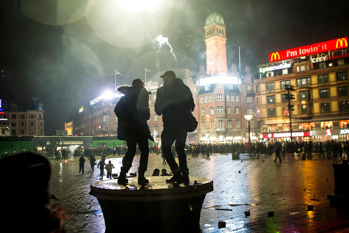 Rådhuspladsen nytårsaften.