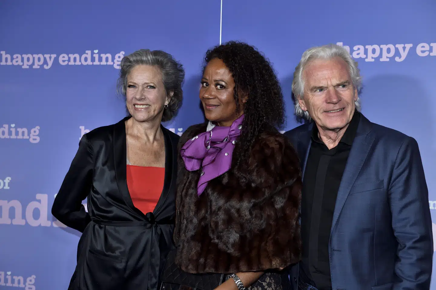 I filmen Happy Ending spiller Birthe Neumann (tv) og Kurt Ravn et par i 70'erne, der efter 49 år sammen, ikke længere har noget til fælles. Filmen er instrueret af Hella Joof (i midten). Tariq Mikkel Khan/Ritzau Scanpix