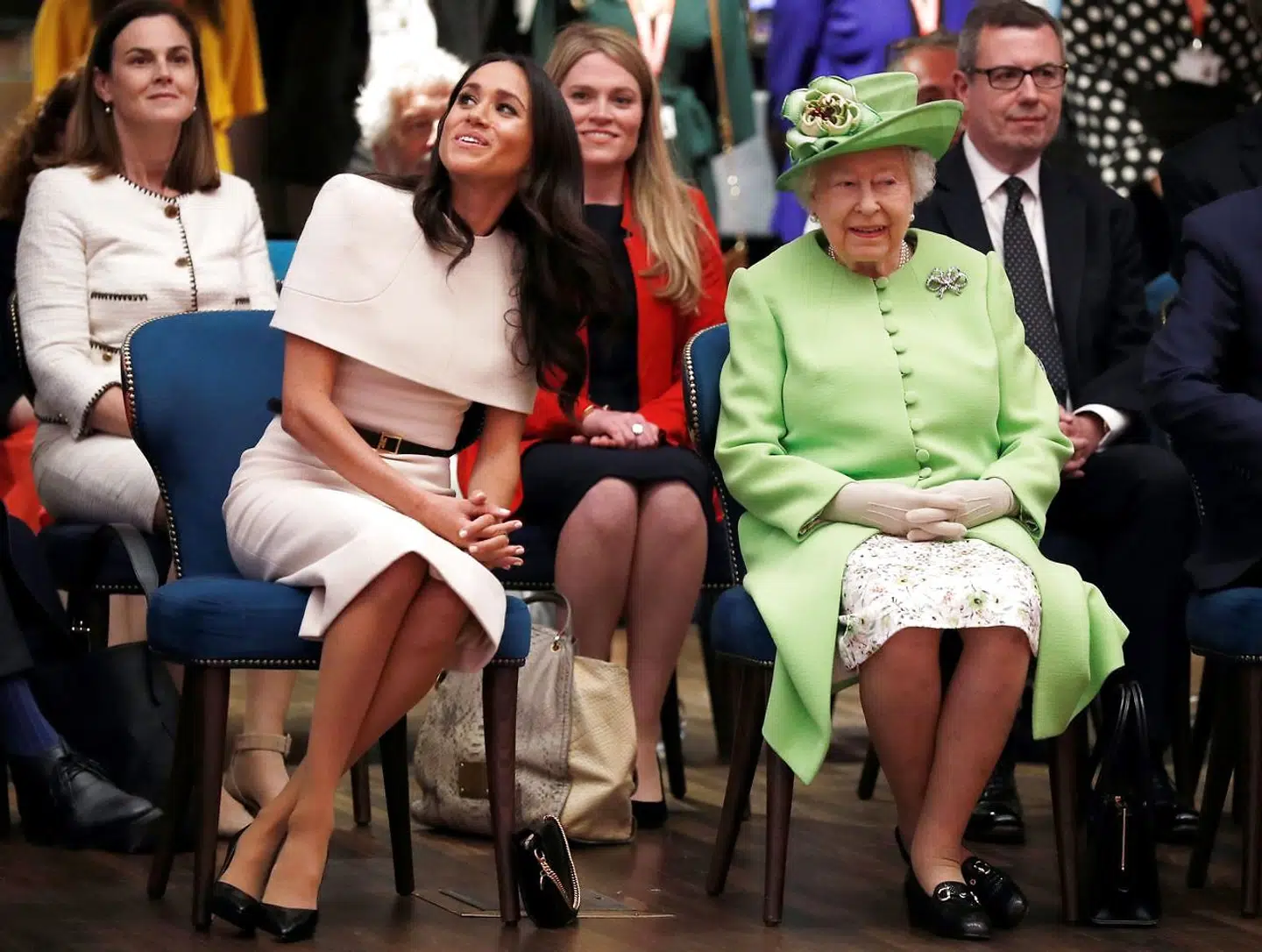 ARKIVFOTO af dronning Elizabeth og Meghan.