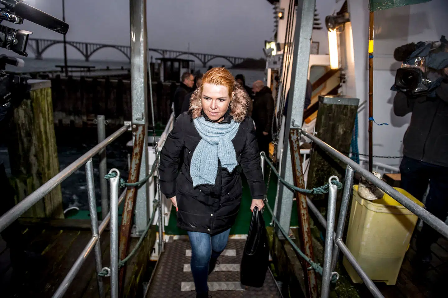 Udlændinge- og integrationsminister Inger Støjberg (V) ved færgelejet i Kalvehave på Sydsjælland efter besøg på øen Lindholm fredag den 7. december 2018. Regeringen og Dansk Folkeparti har præsenteret en aftale om at flytte udviste kriminelle fra Kærshovedgård til øen Lindholm ved Stege.. (Foto: Mads Claus Rasmussen/Ritzau Scanpix)