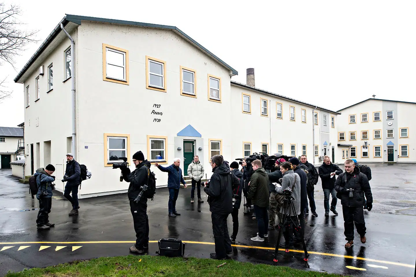Stort presseopbud på Lindholm.