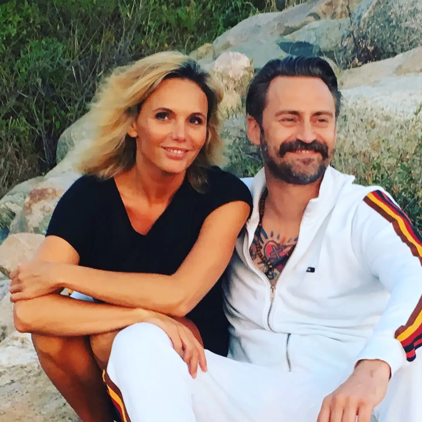 Jesper Dahl og Laura Hauerberg offentliggjorde deres forhold på Instagram den 29. november.