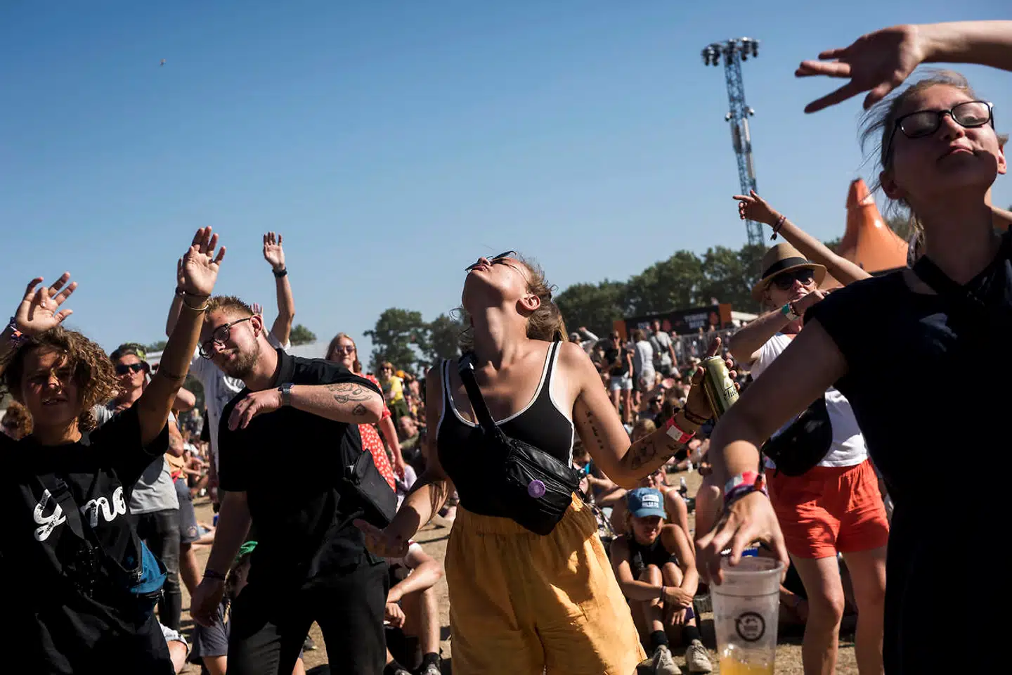 Roskilde Festival er berømt og berygtet for regnvejr og mudder, men i år var festivalen velsignet med solskin og varme