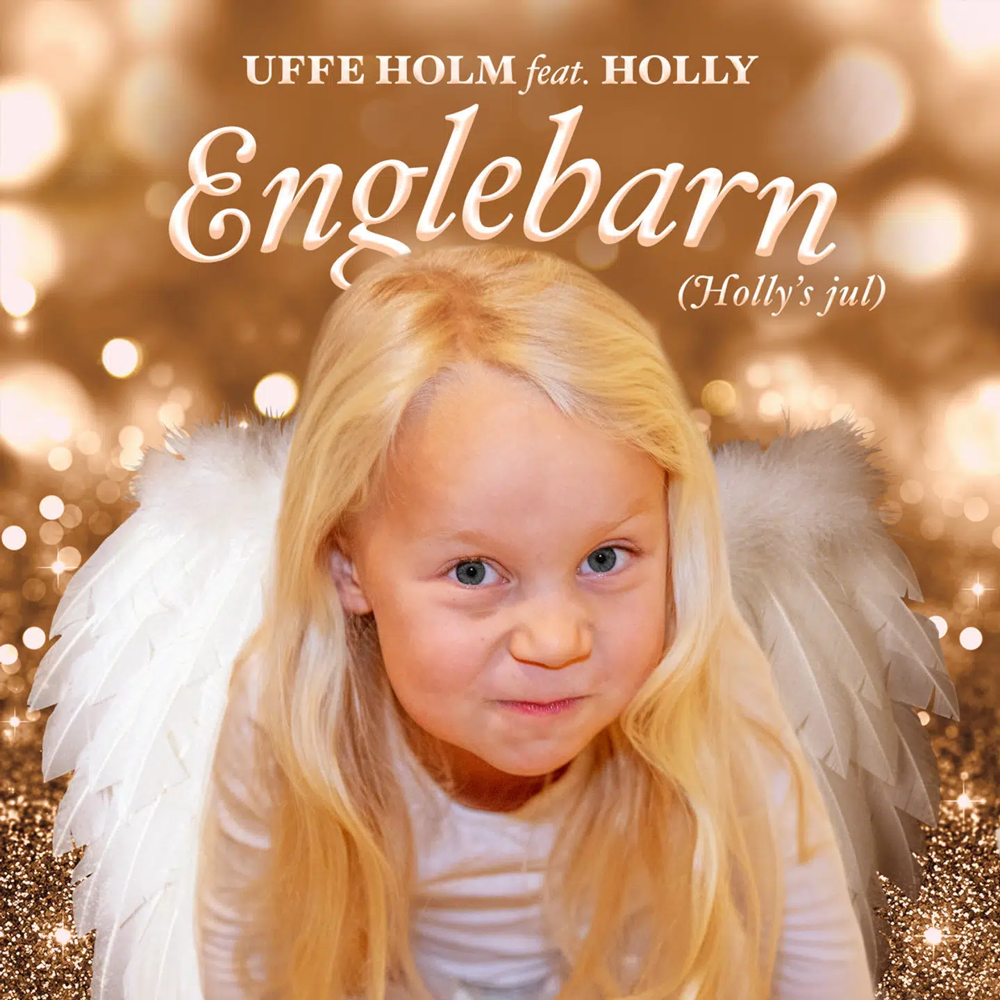 4-årige Holly Holm er efterhånden et kendt ansigt. Nu er hun aktuel med en julesang sammen med sin far, Uffe Holm.