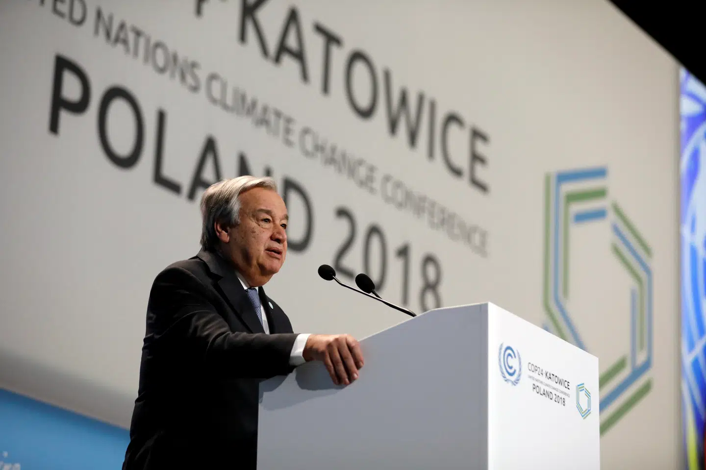 Det arbejde, der skal gøres ved COP24 i Katowice, er en færdiggørelse af arbejdsprogrammet i Parisaftalen - regelsættet for implementering, siger FN's generalsekretær, António Guterres, i den officielle åbningstale mandag. Kacper Pempel/Reuters