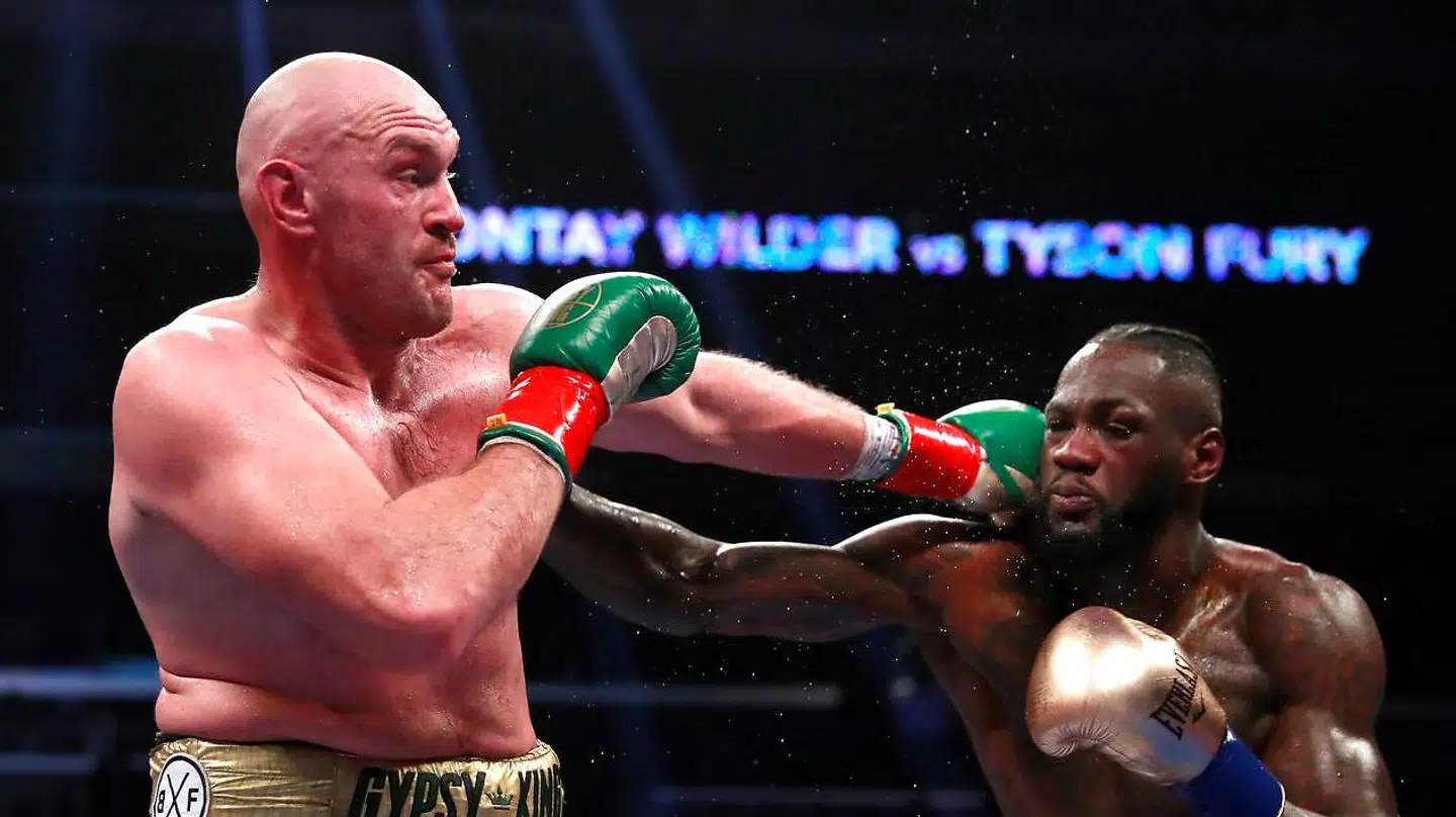 De to boksere leverede en tæt og intens boksekamp i Staples Center, Los Angeles.