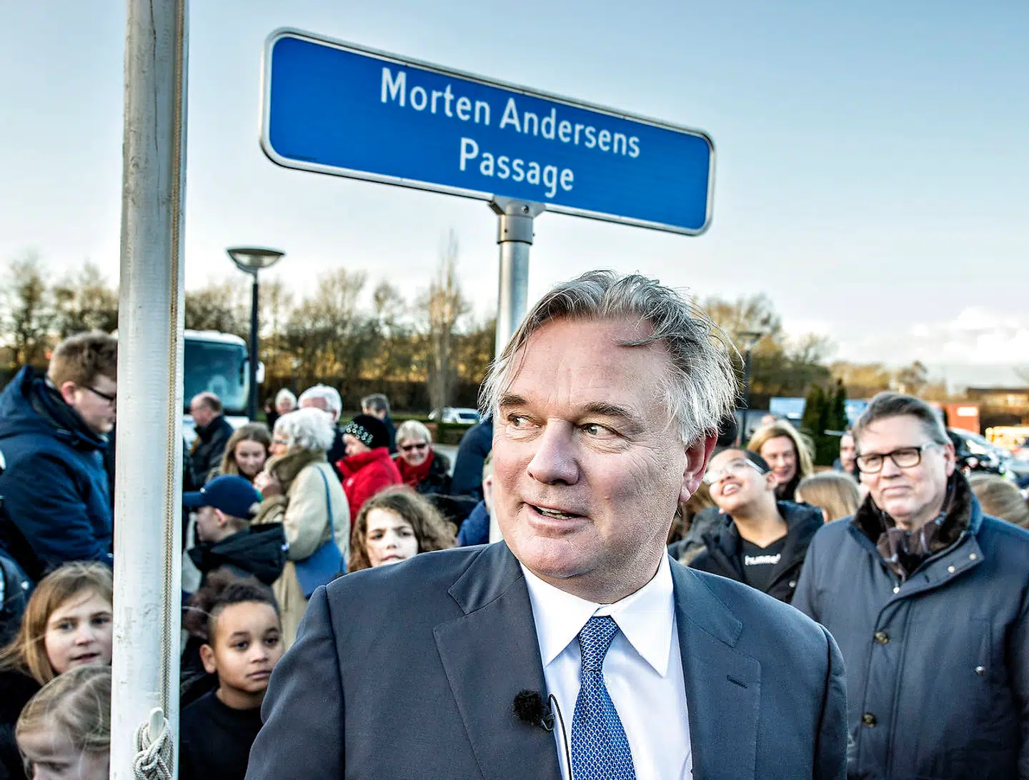 Hall of Fame kicker Morten Andersen fra NFL ses her ved afsløringen af et vejskilt med hans navn i fødebyen Struer, mandag den 29. januar 2018. Morten Andersen rejste i 1977 fra Struer til USA og blev 40 år efter optaget i Pro Football Hall of Fame som den mest scorende i NFLs historie. Morten Andersen blev hele dagen fejret i sin fødeby.. (Foto: Henning Bagger/Scanpix 2018)