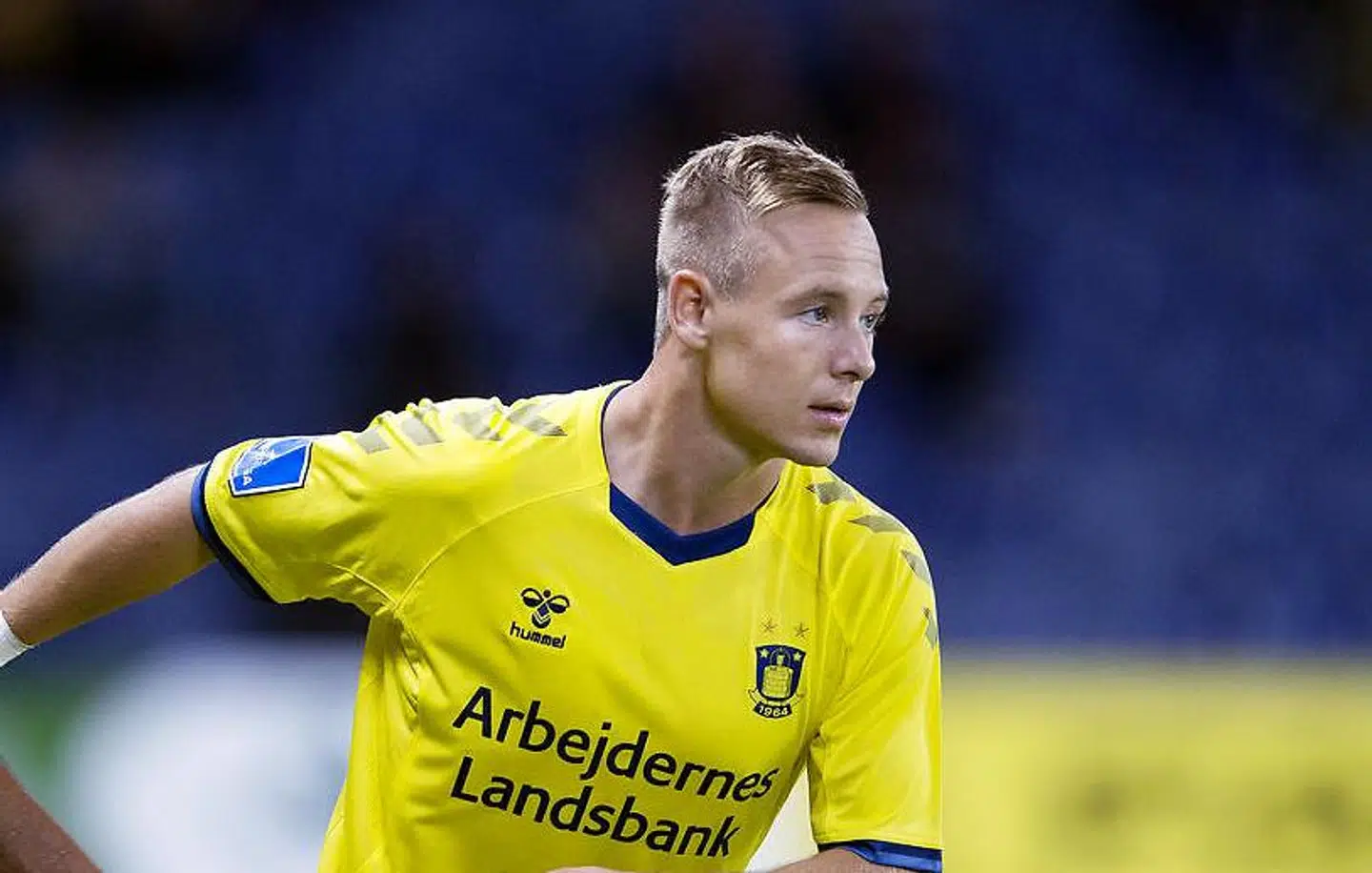 Brøndbys Uffe Bech skiftes ind til sin første superliga kampen mellem Brøndby-FC Midtjylland på Brøndby Stadion, 2018.