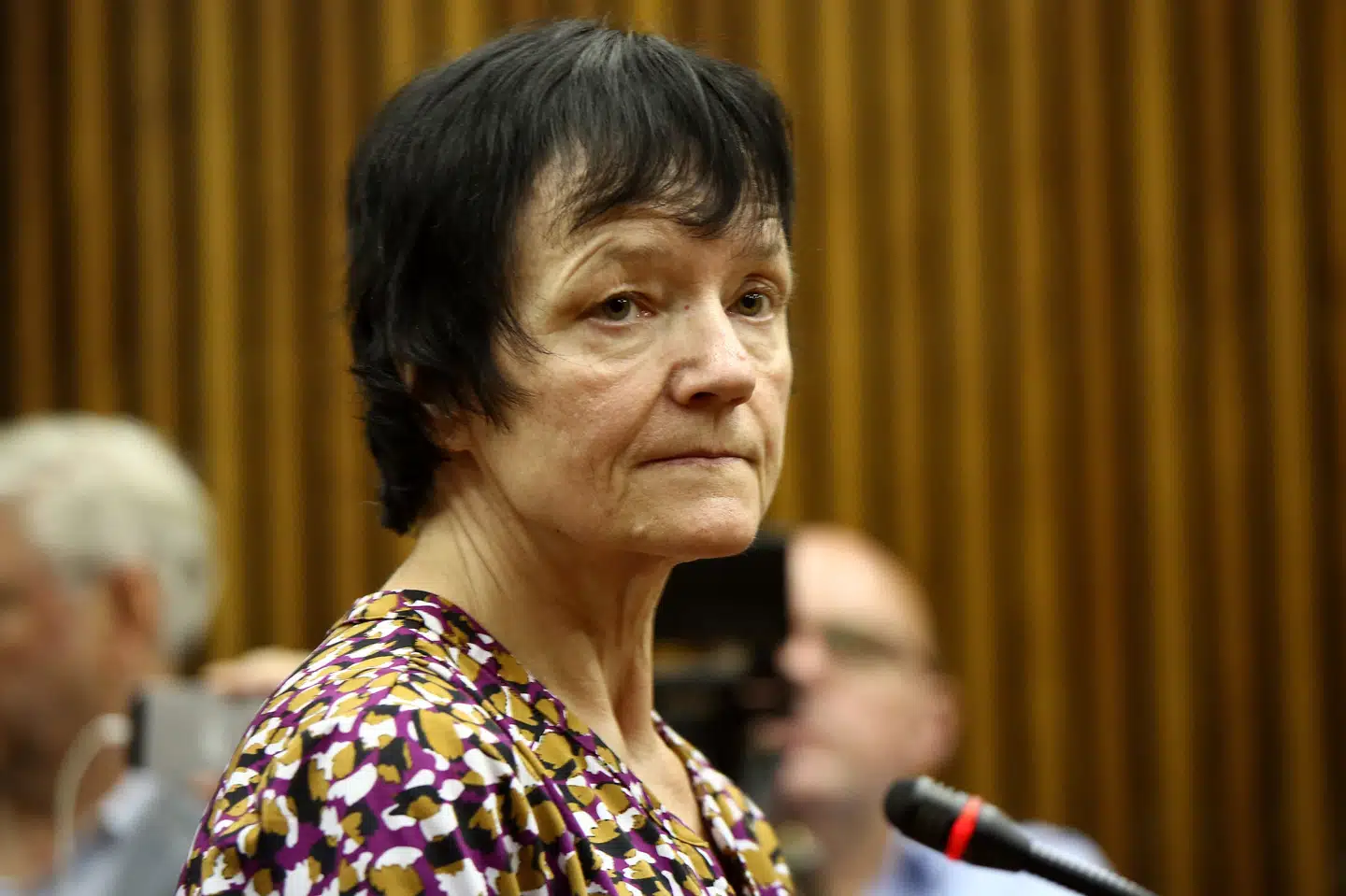 Den svindelsigtede Britta Nielsen lander efter alt at dømme i Danmark fredag. Hun kommer blandt andet hjem til nyheden om, at hendes sag bliver til et teaterstykke i Kolding. Phill Magakoe/Ritzau Scanpix