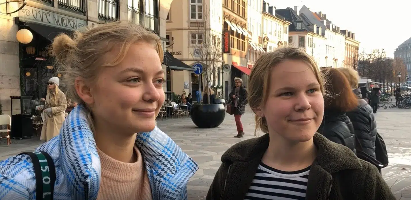 Mira Ujvari og Viktoria Burton