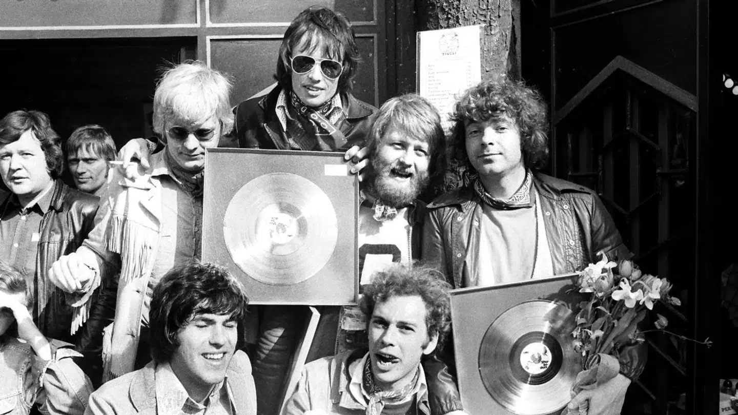 Shu-Bi-Dua - dengang bestående af Michael Hardinger, Poul Meyendorff, Bosse Hall Christensen, Niels Grønbech, Michael Bundesen, Jens Tage Nielsen og Claus Asmussen.