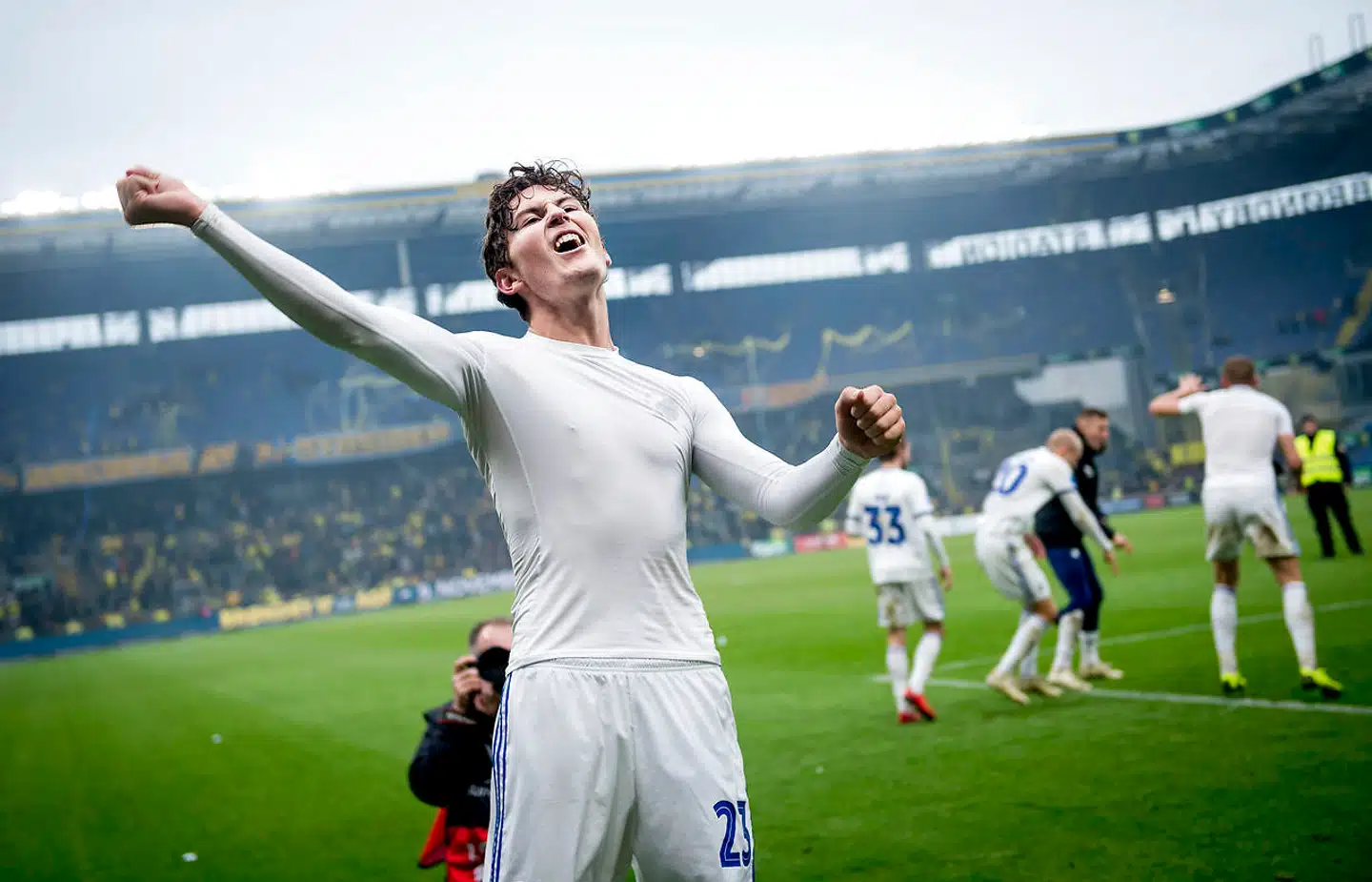 FCKs team manager Per Wind var en meget stolt far, efter hans søn, Jonas, afgjorde derbyet mod Brøndby i overtiden