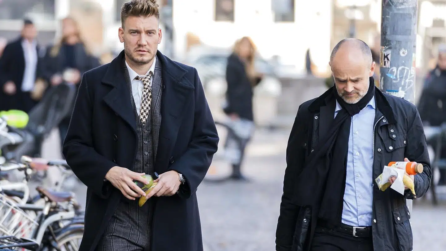 Nicklas Bendtner sammen med sin advokat Anders Nemeth.