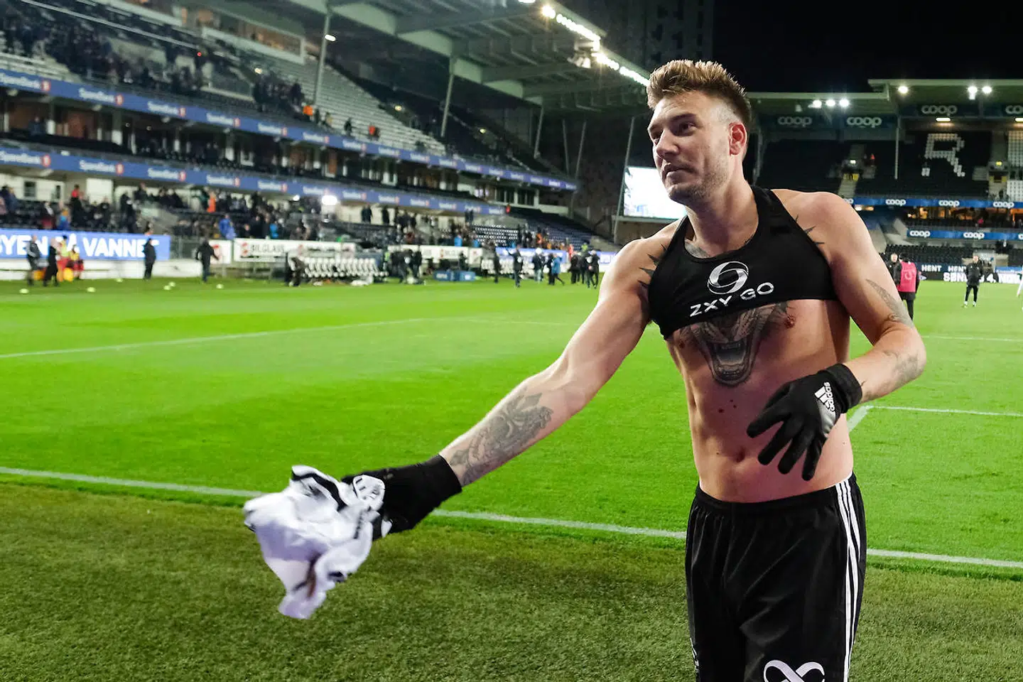 Nicklas Bendtner var i aktion i aftes for Rosenborg.