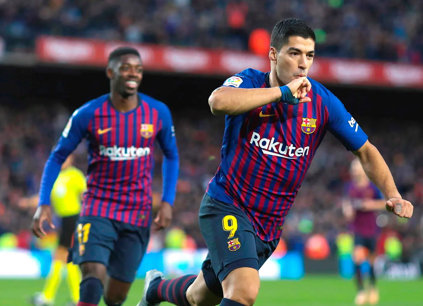 Luis Suarez scorede hattrick i El Clasico - det missede seerne dog hjemme i stuen.