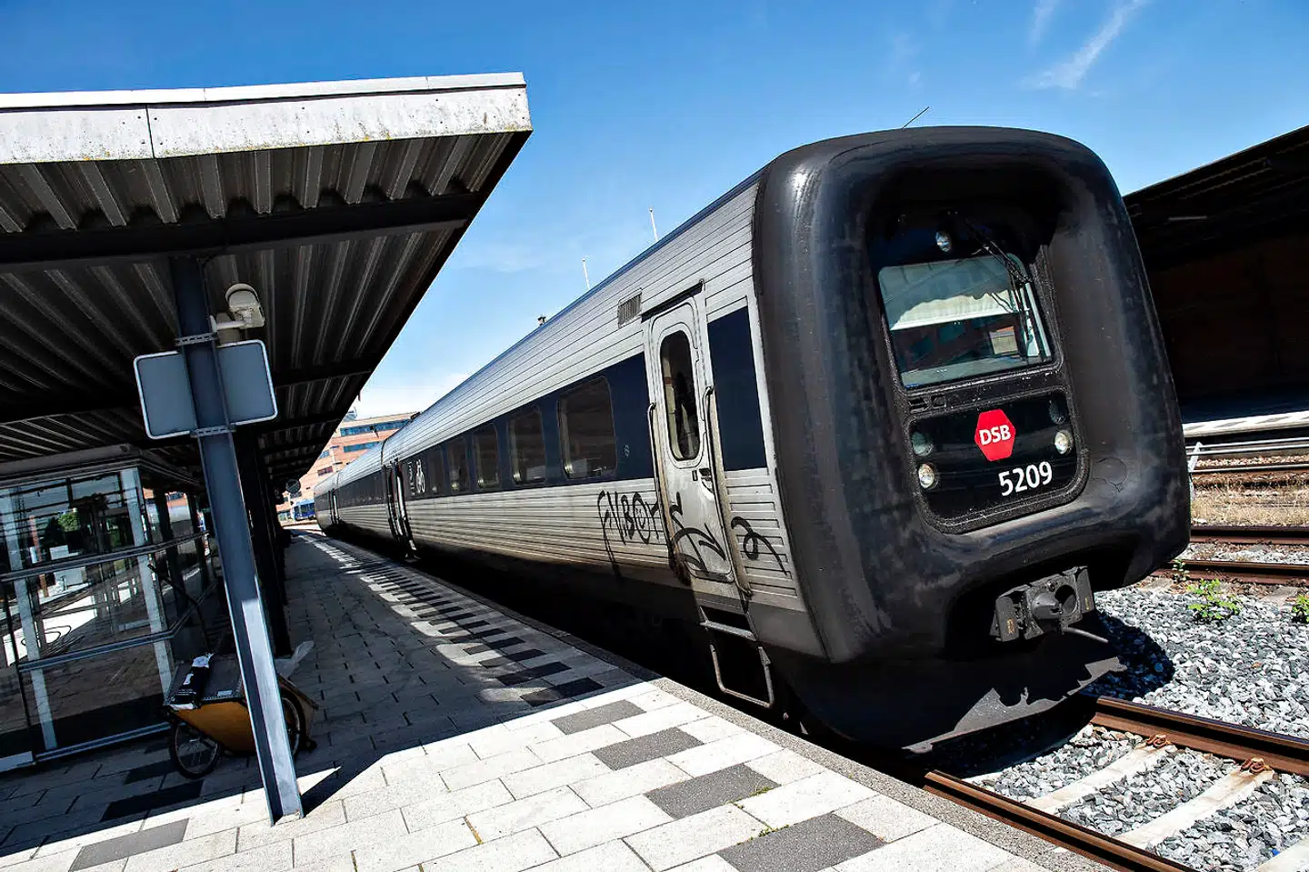 DSB: Der er en grund til, at passagerne flygter, skriver Birgitte Borup.