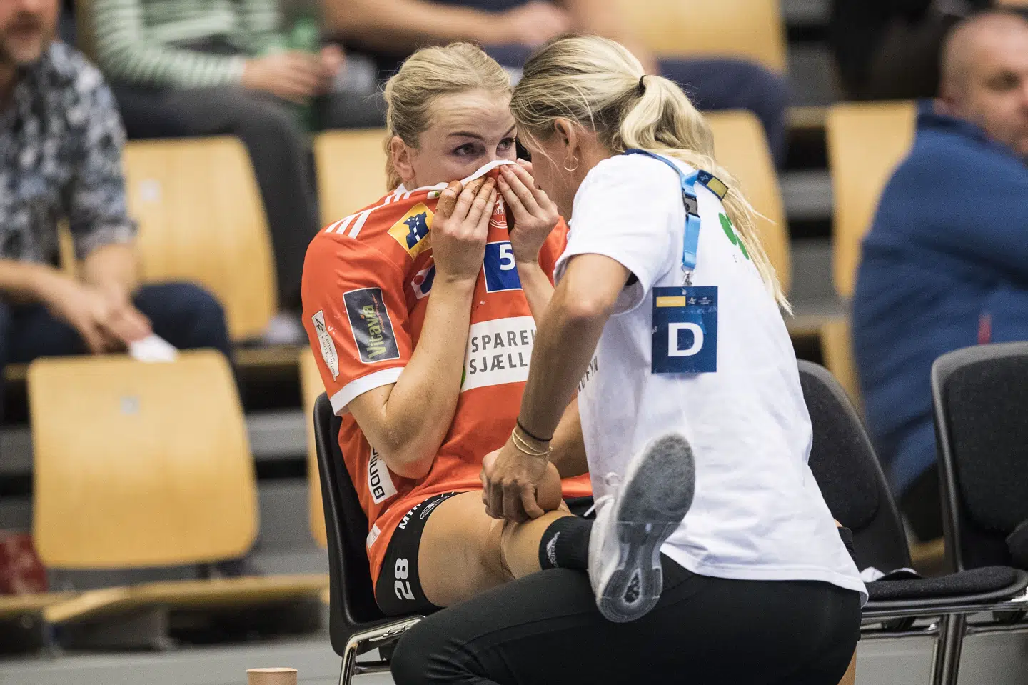 Stine Jørgensen fik tidligere på måneden en knæskade, der efter alt at dømme koster EM-deltagelsen. Claus Fisker/Ritzau Scanpix