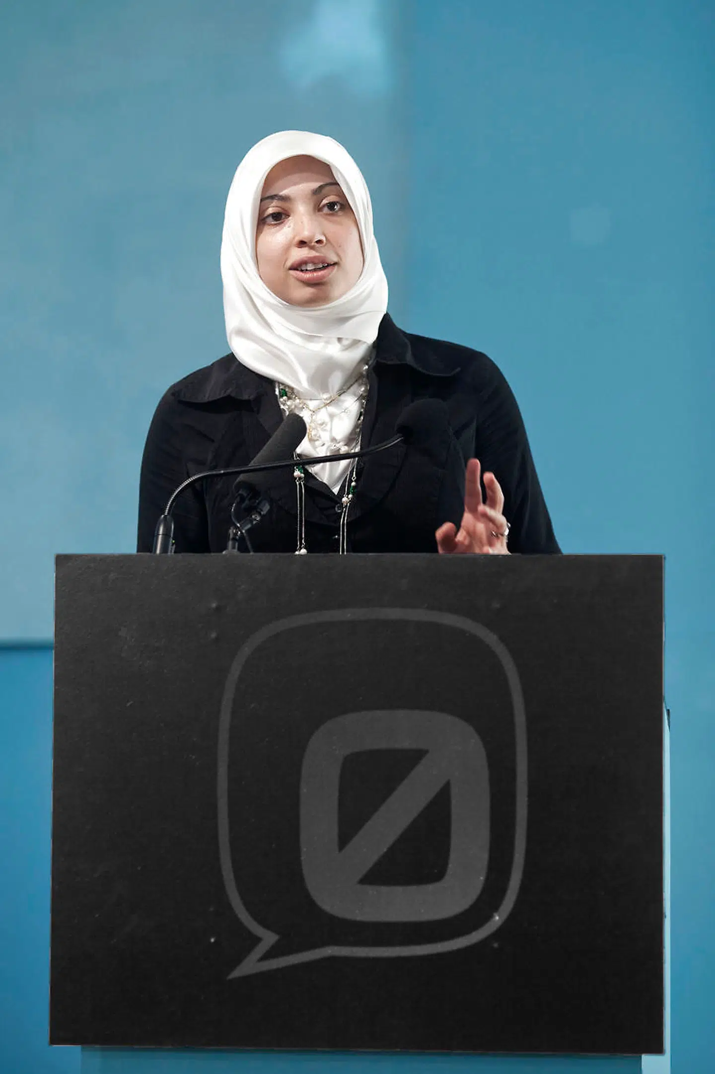 Asmaa Abdol Hamid taler ved Enhedslistens Årsmøde i 2009.