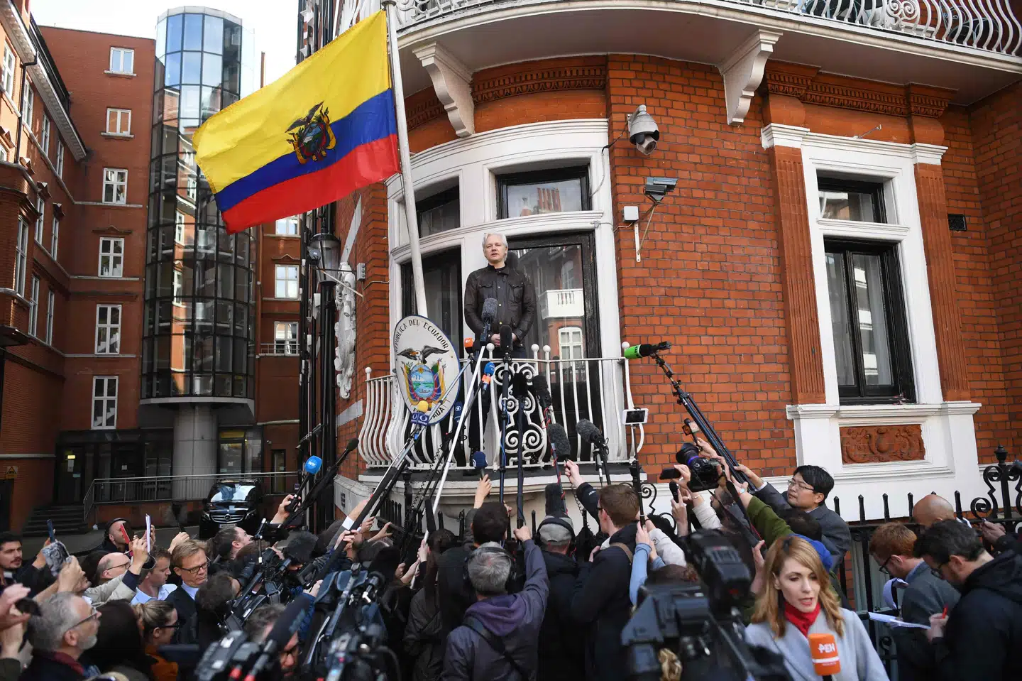 Australskfødte Julian Assange har opholdt sig på Ecuadors ambassade i London siden 2012. Han frygter at blive udleveret til USA. Justin Tallis/arkiv/Ritzau Scanpix