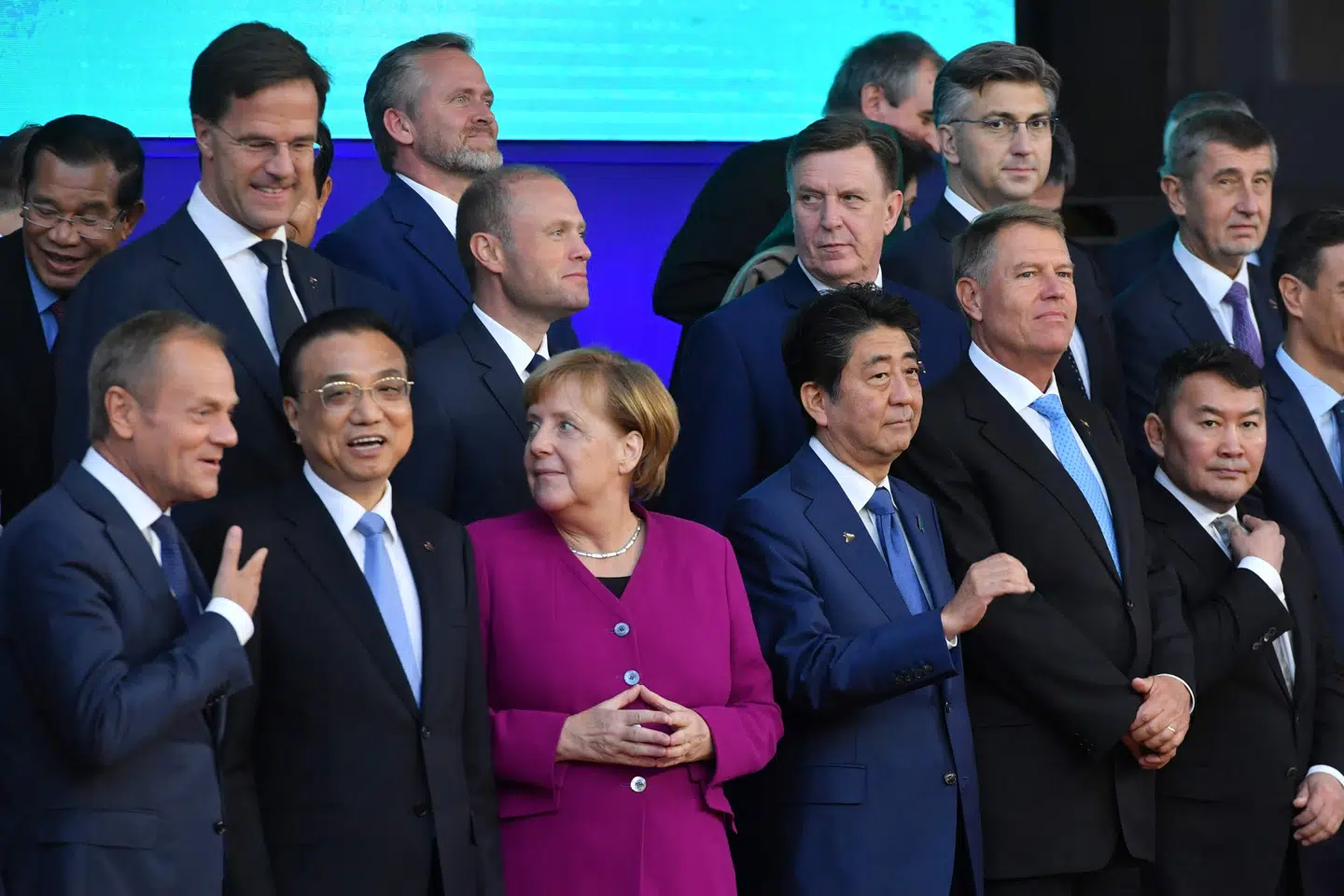 - Topmødet viser, at landene i Europa og Asien, som alle ønsker et regelbaseret handelssystem, samles for at bekræfte deres støtte til internationalt samarbejde. Det er et vigtigt signal, siger den tyske forbundskansler, Angela Merkel. Emmanuel Dunand/Ritzau Scanpix