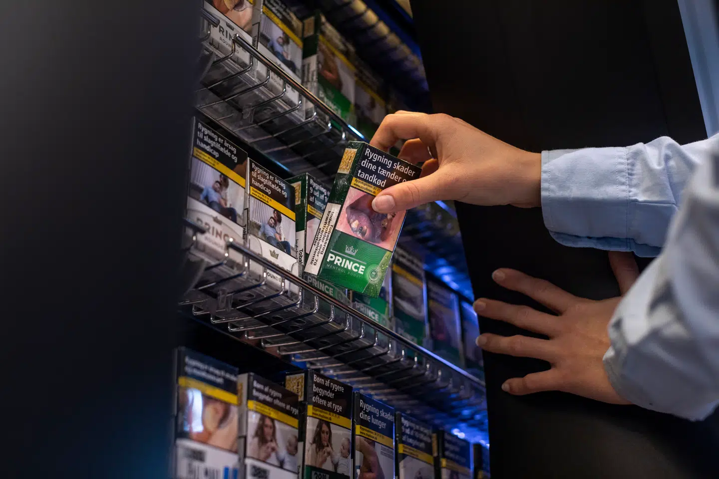 Salling Group har gemt cigaretterne bag lameller.