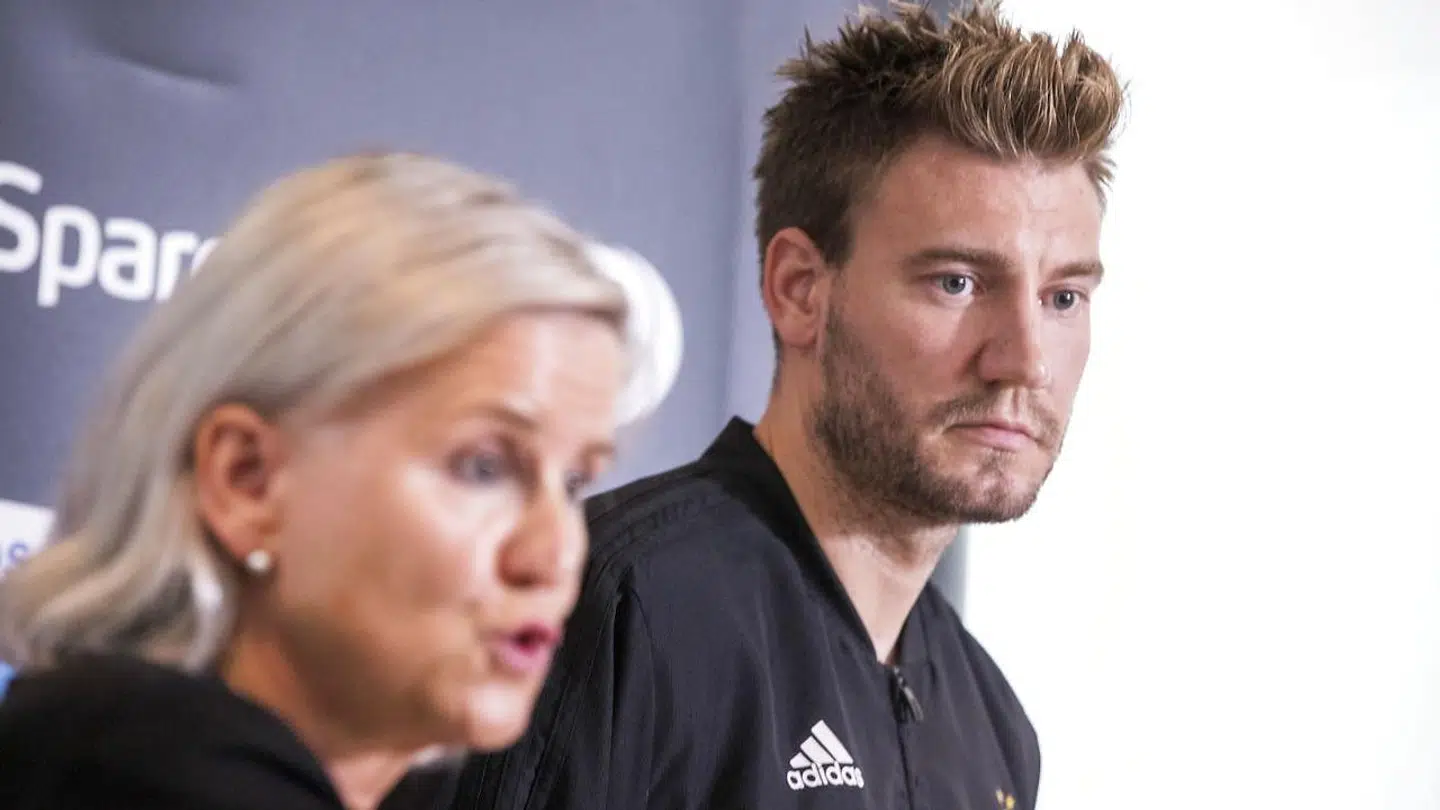 Nicklas Bendtner har efterfølgende undskyldt.
