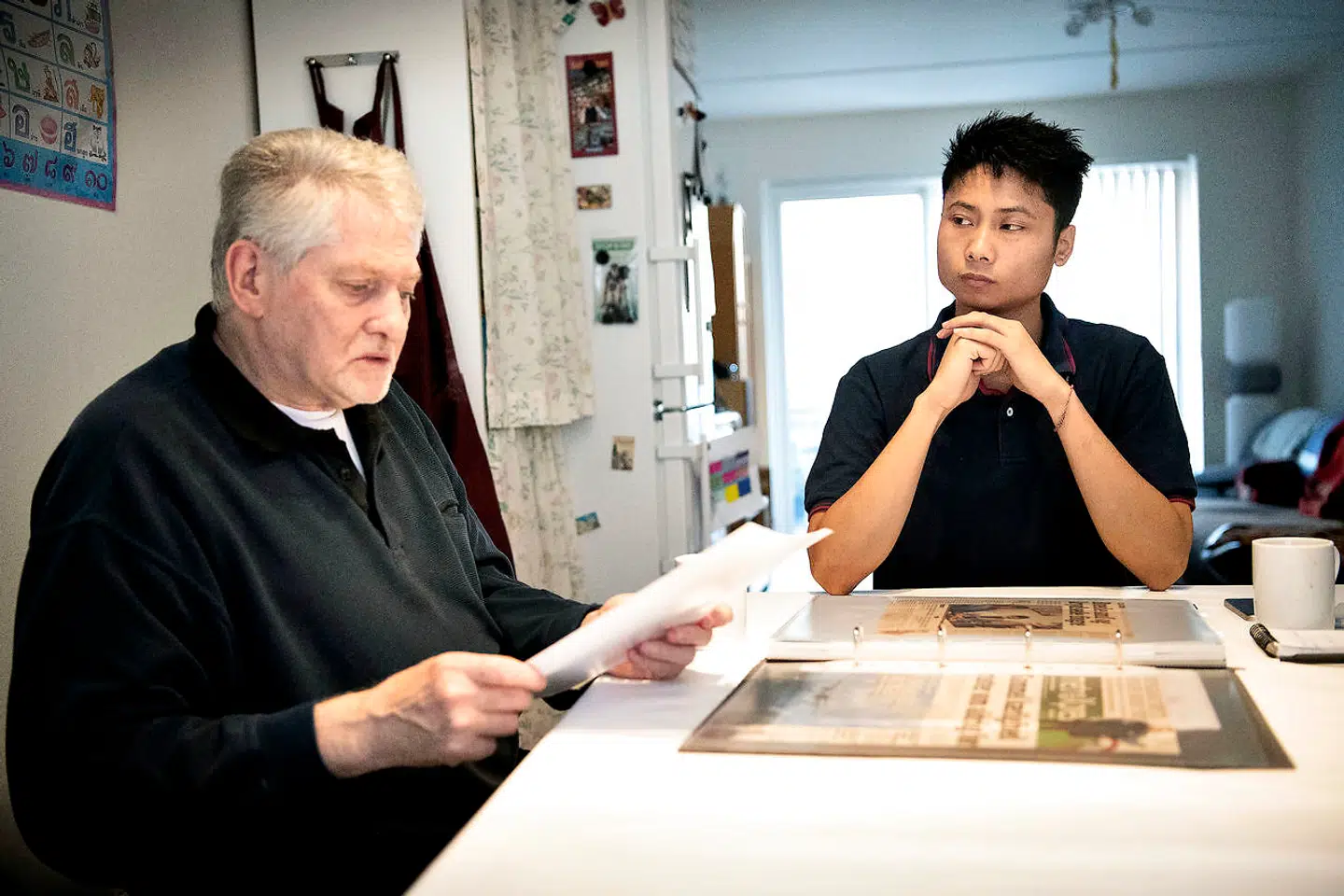 Sirapat Kamminsen ses her med sin sted-farfar Kurt Viborg, der kæmpede en brav kamp for at få ham tilbage til Danmark.