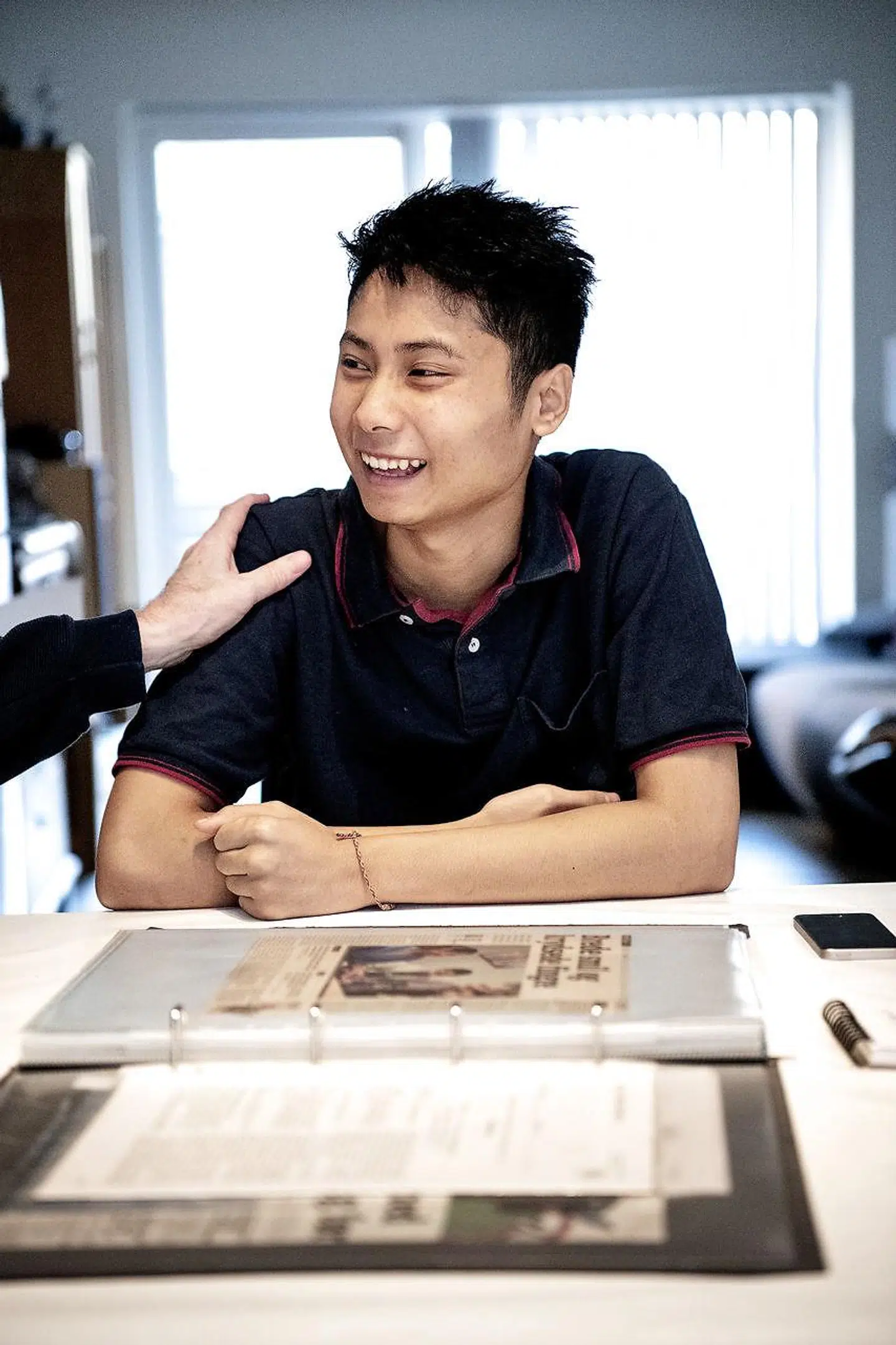 I dag er Sirapat Kamminsen bosat i København, kokkeelev på Kiin Kiin og har fået en kæreste.