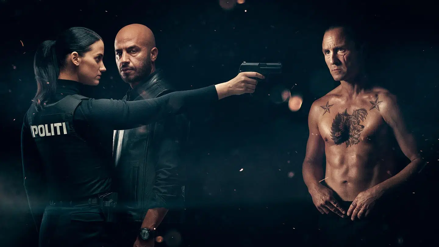 Hovedpersonerne i serien Kriger spilles af Danica Curcic, Dar Salim og Lars Ranthe.