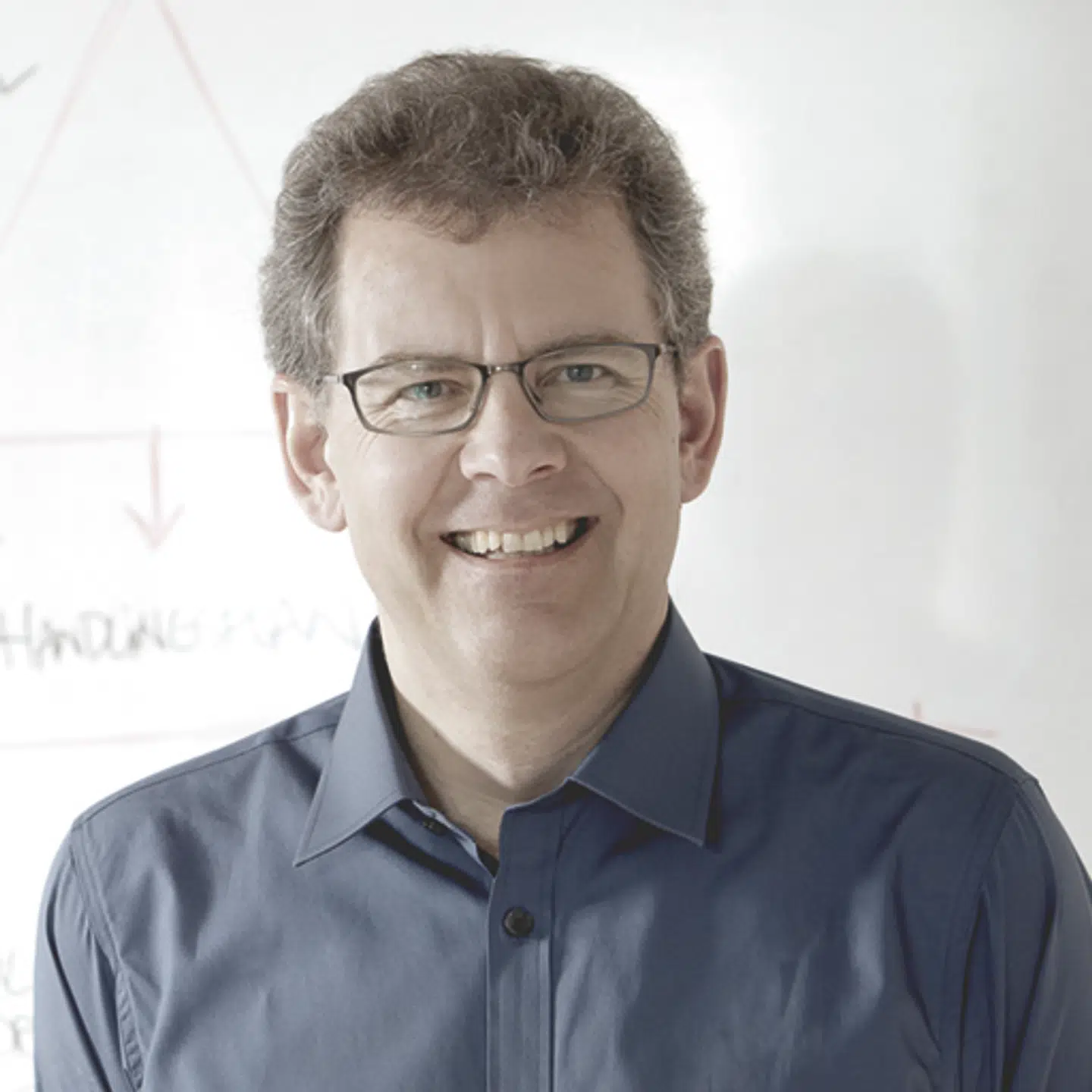 Administrerende direktør i Aros Kommunikation, Jens Hansen, har været med til at finde på Tønder Kommunes nye slogan 'Rig på tur'. Aros Kommunikation har fået 250.000 kroner for jobbet.