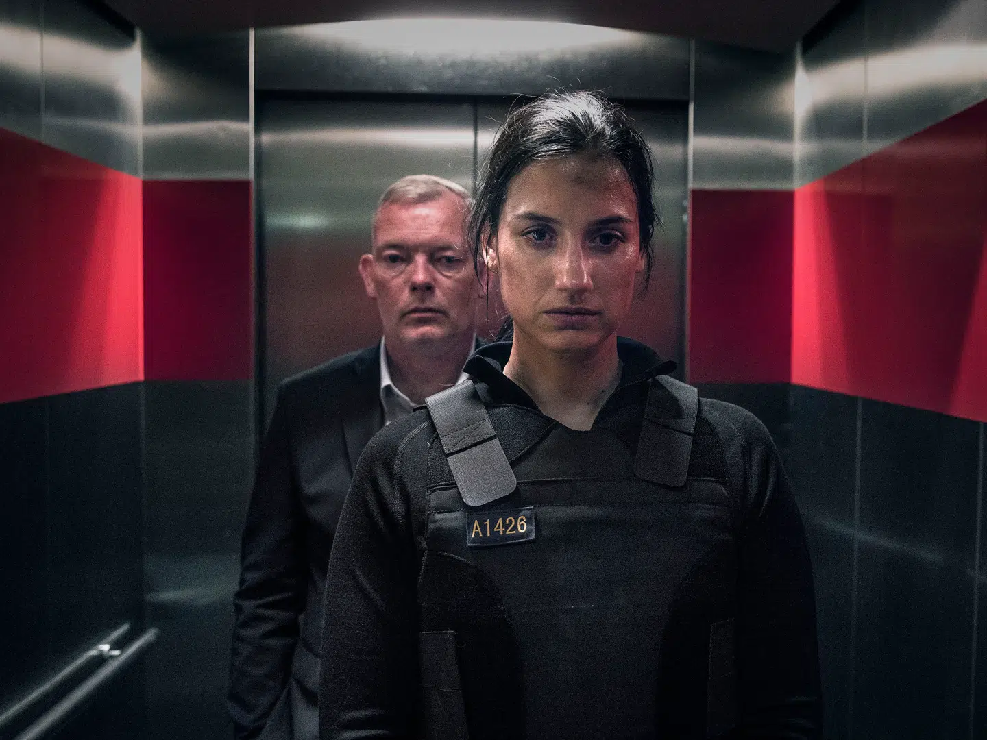 Søren Malling spiller over for Danica Curcic i 'Kriger'.