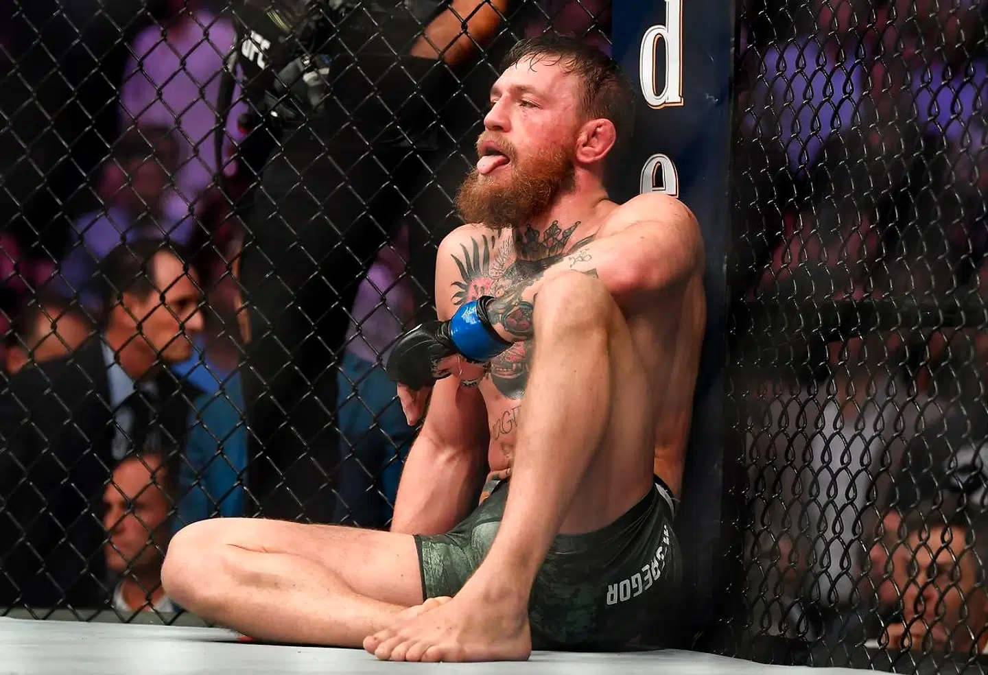 Taberen. Conor McGregor sidder tilbage efter at have tabt gigakampen til Khabib Nurmagomedov.