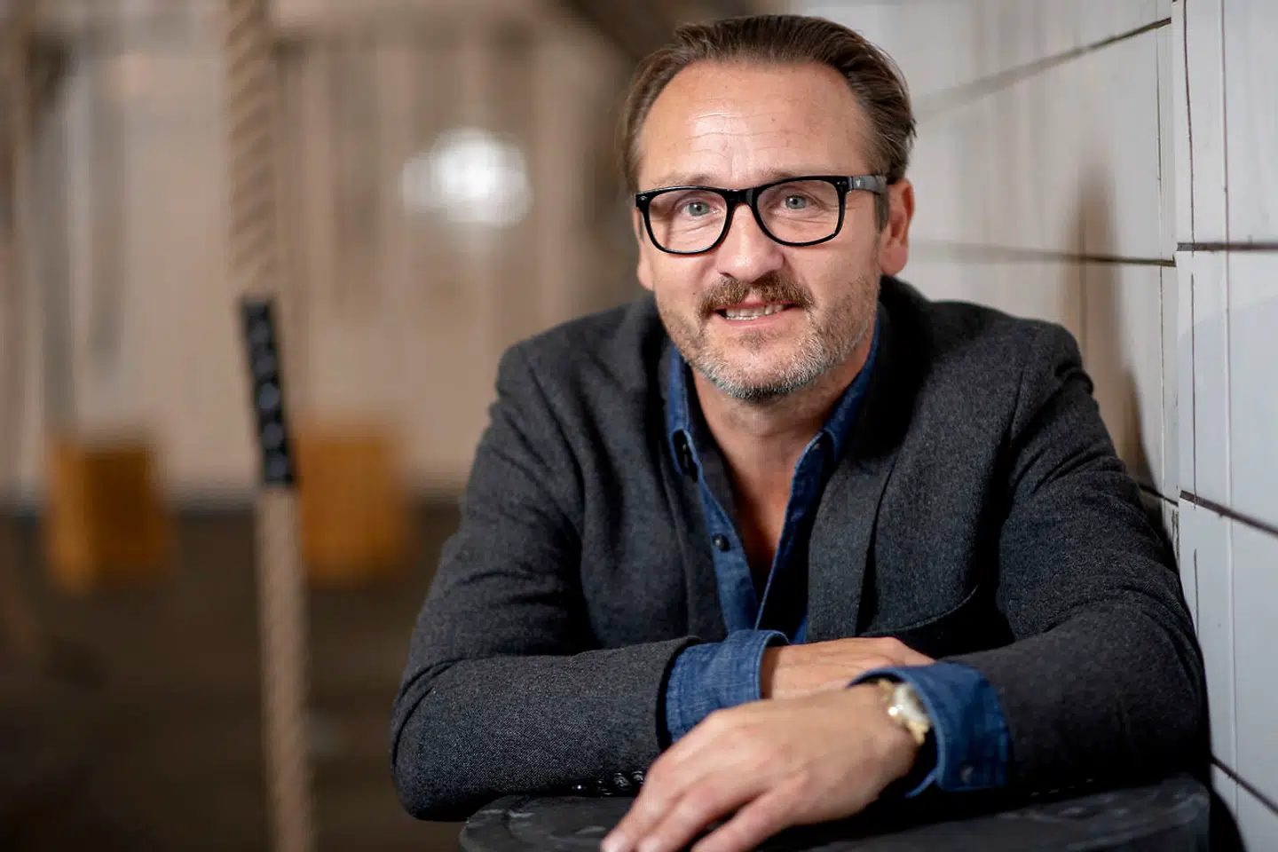 Lars Ranthe fotograferet ved pressemøde på serien 'Kriger', der har premiere mandag på TV2.