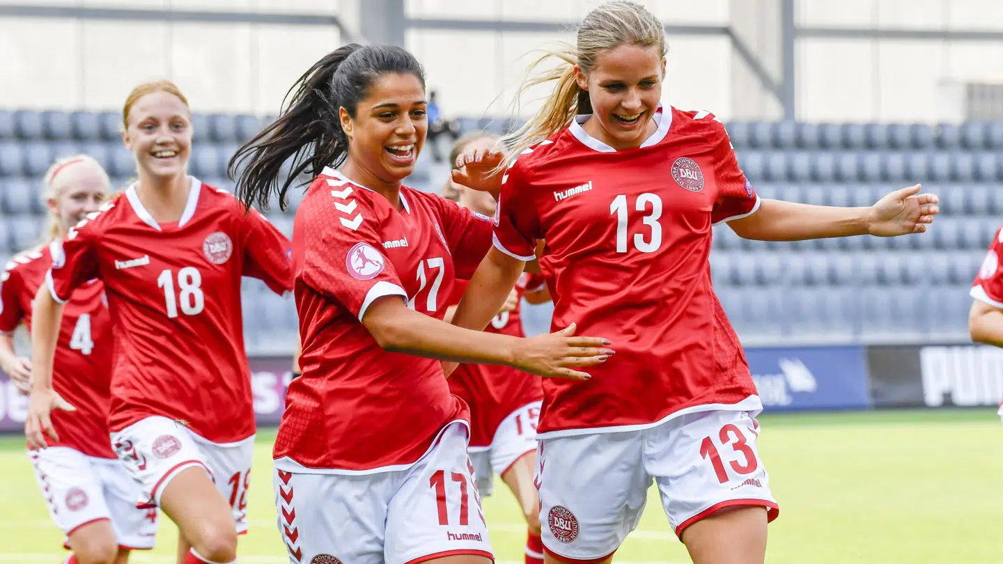 Dajan Hashemi (nr. 17) har indtil videre scoret 10 mål for det danske U19-landshold.