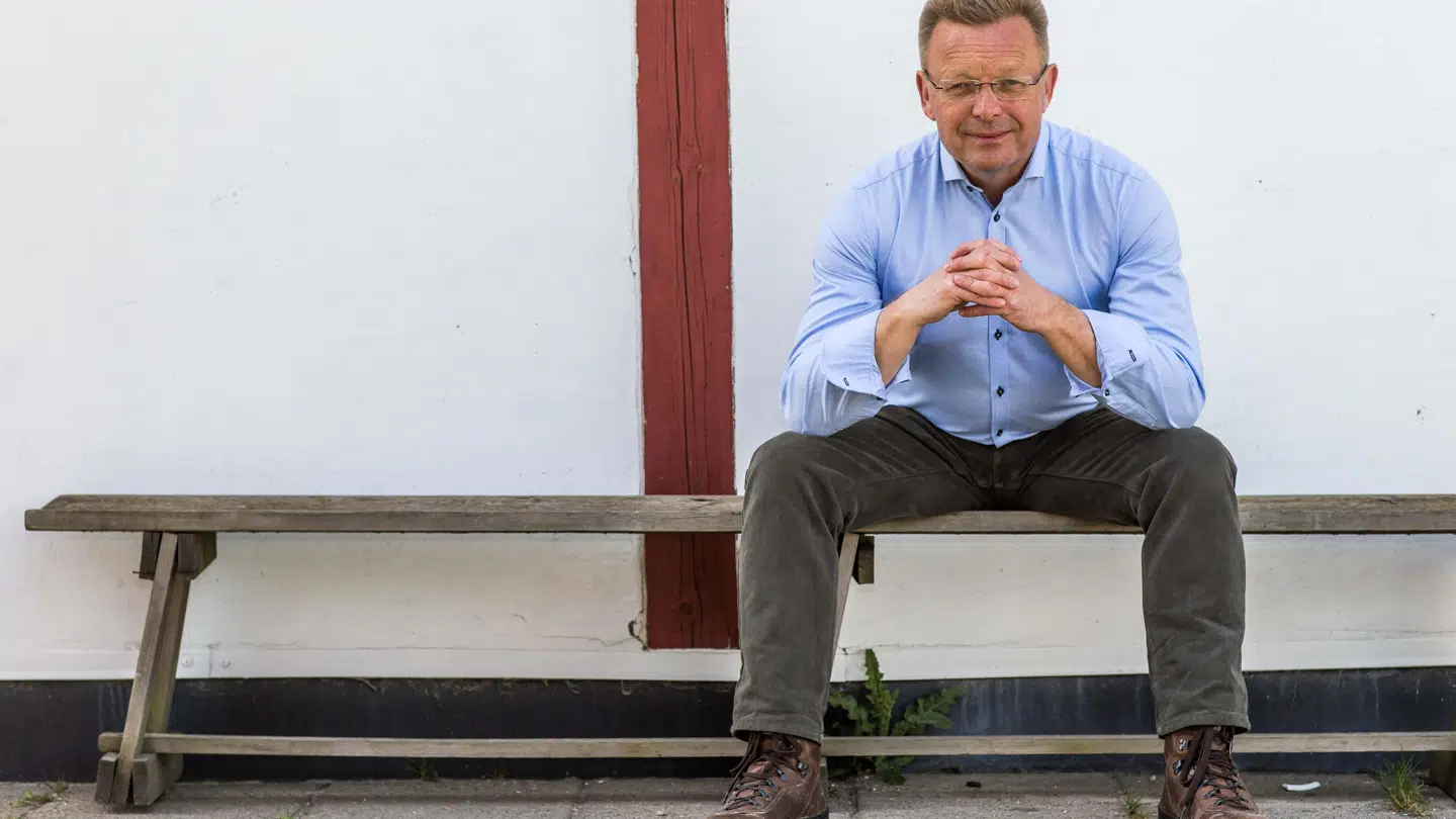 Anders Heide Mortensen, kommunikationsrådgiver, mener, at topledere løber for meget.
