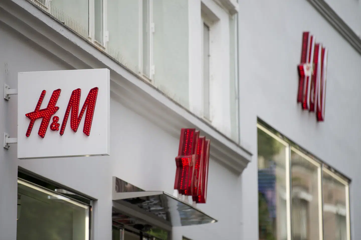 Fra mandag koster det penge at få en pose med, når man handler i H&M. Overskuddet går til WWF Verdensnaturfonden. Liselotte Sabroe/arkiv/Ritzau Scanpix