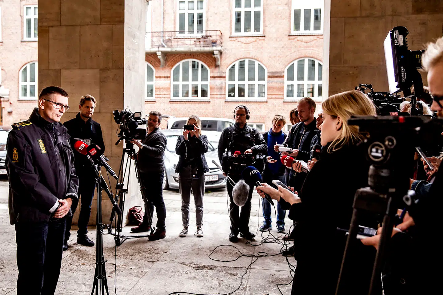 Chefpolitiinspektør Jørgen Bergen Skov fra Københavns Politi fortæller om fredagens store politiaktion ved en pressebriefing på Politigården i København lørdag den 29. september 2018. (Foto: Uffe Weng/Ritzau Scanpix)