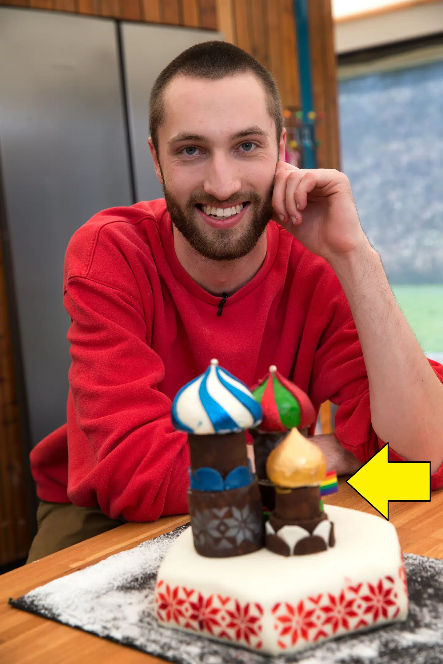 Læg mærke til det lille regnbue-flag til højre.